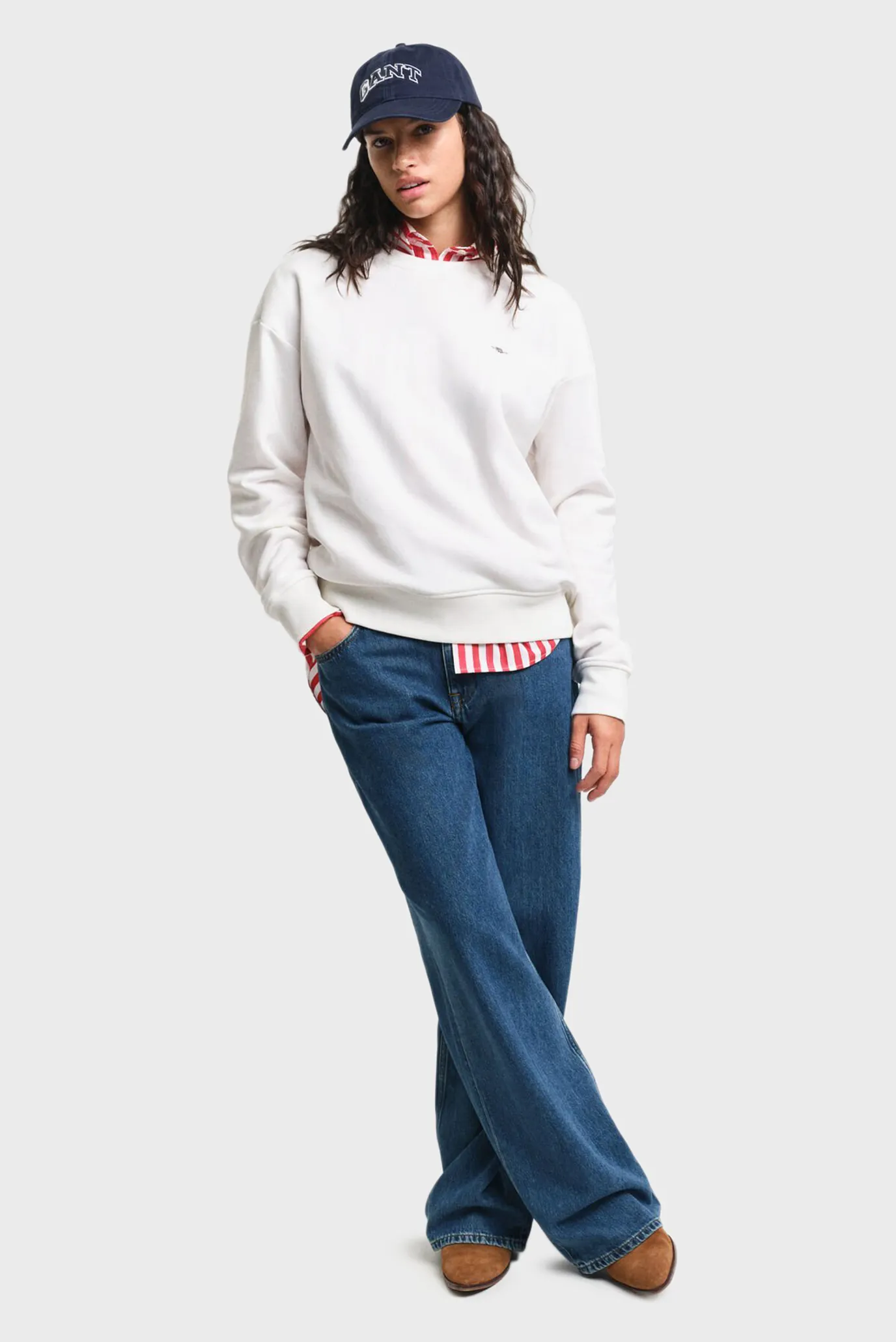 Жіночий білий світшот SHIELD C-NECK 2