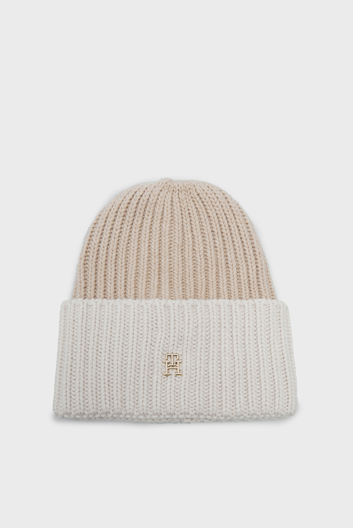 Жіноча бежева шапка LIMITLESS CHIC BEANIE 1