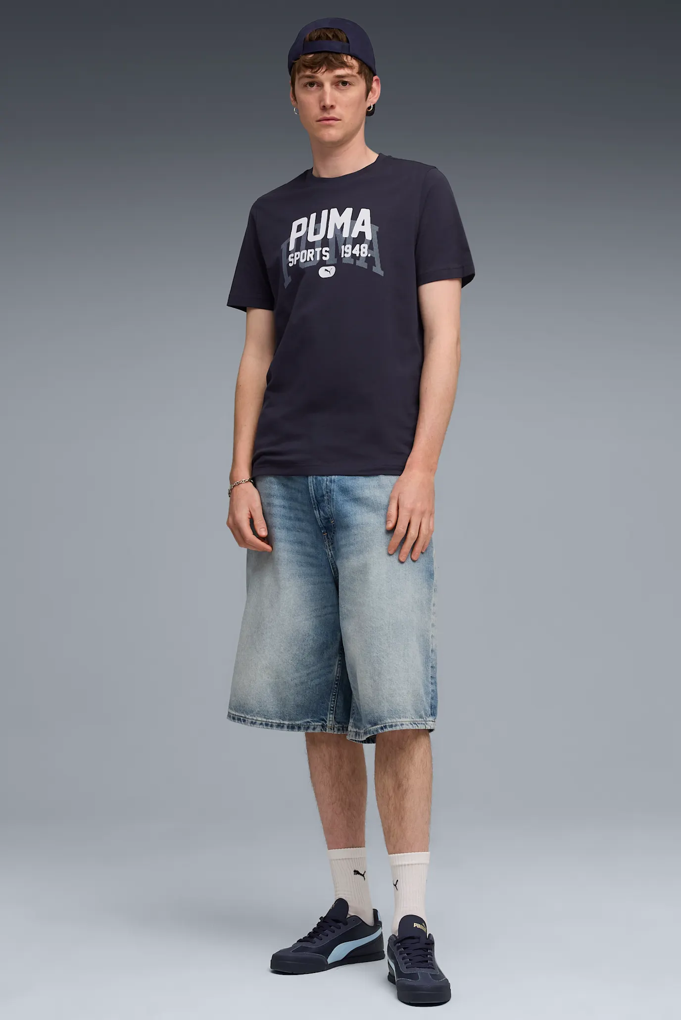 Мужская темно-синяя футболка Graphic Varsity Tee Men 2