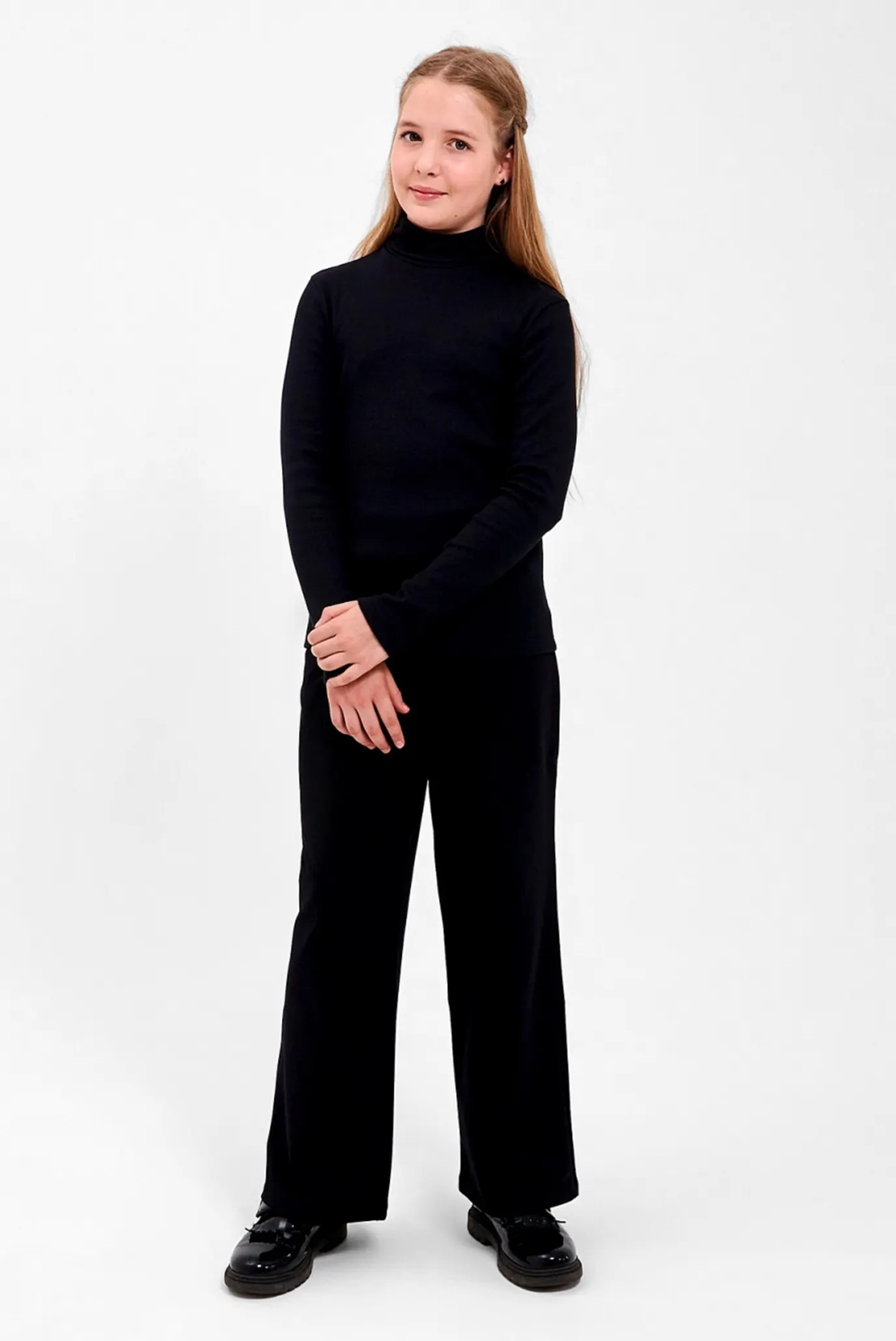 Дитячий чорний гольф 2