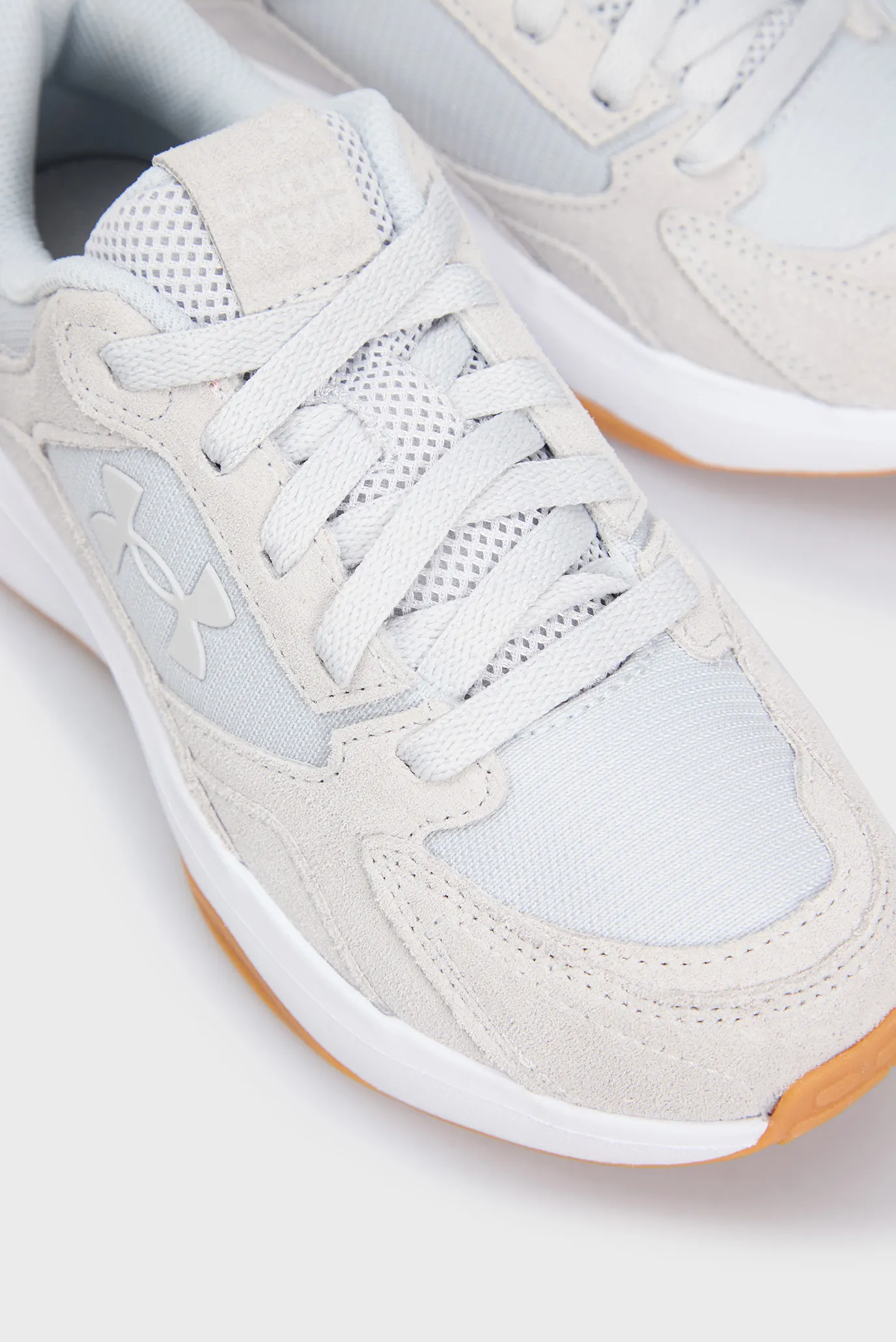 Женские серые кроссовки UA W Edge SUEDE 2