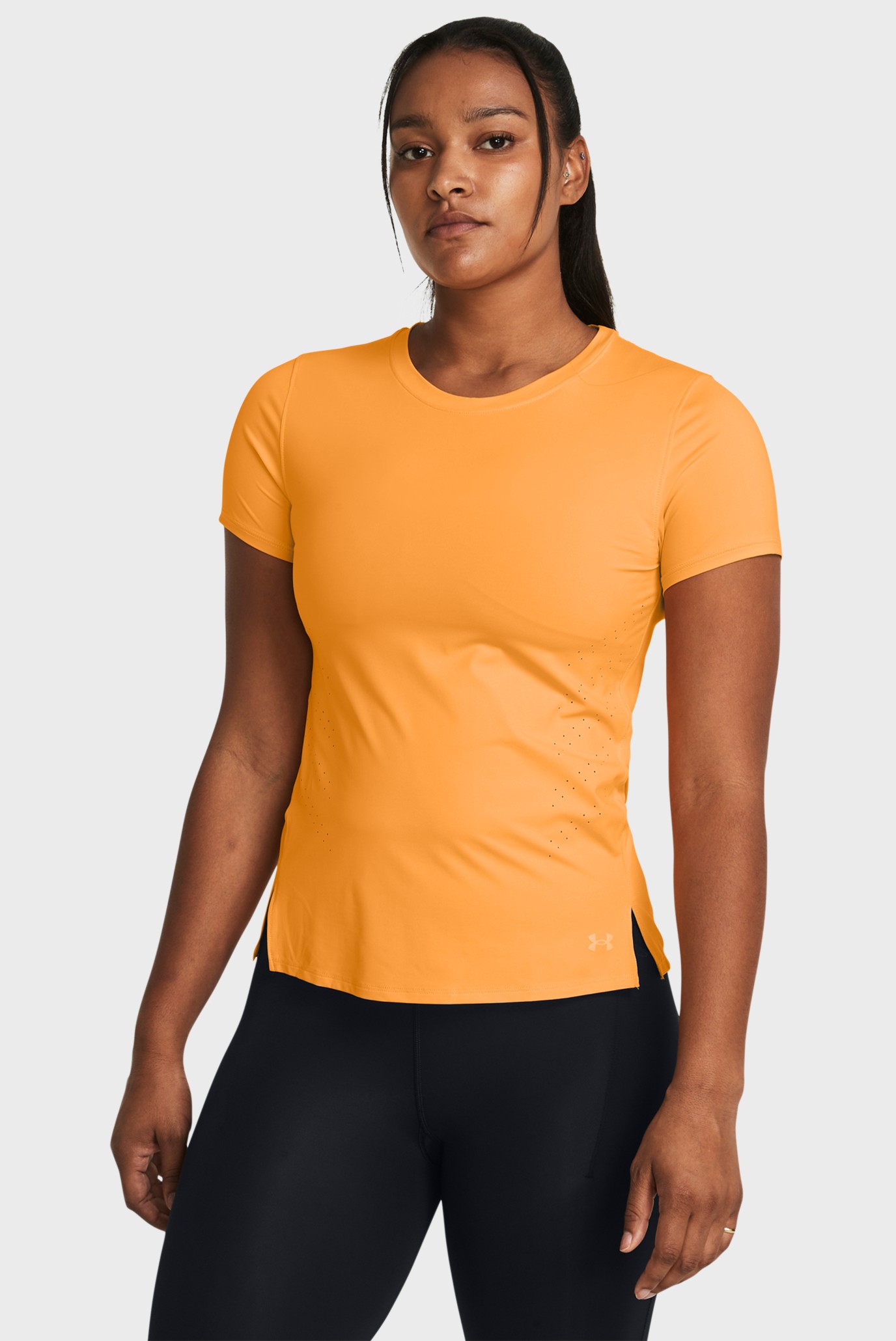 Женская оранжевая футболка UA Launch Elite Shortsleeve 1