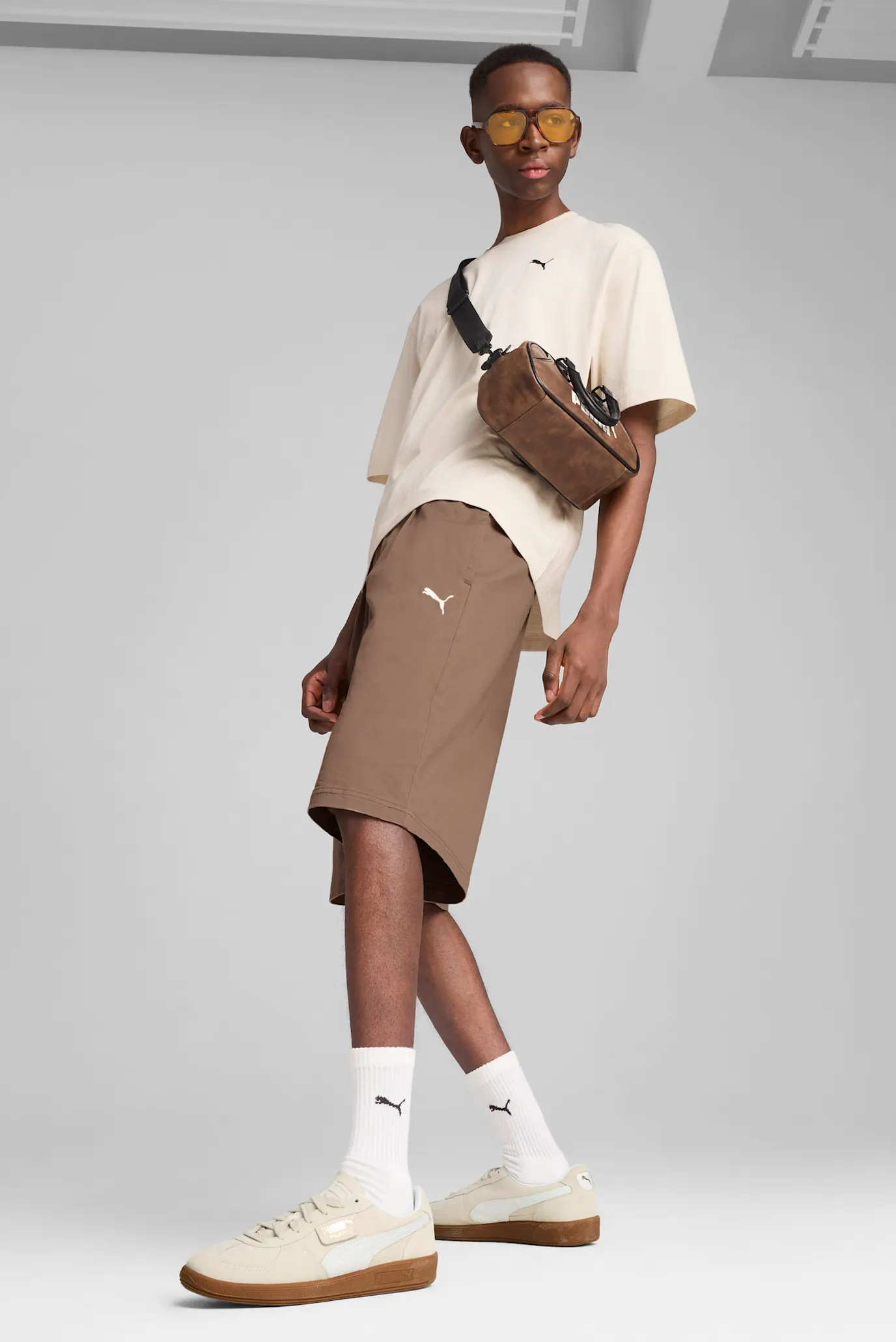 Чоловічі коричневі шорти Wardrobe Essentials Woven Long Line Relaxed 11