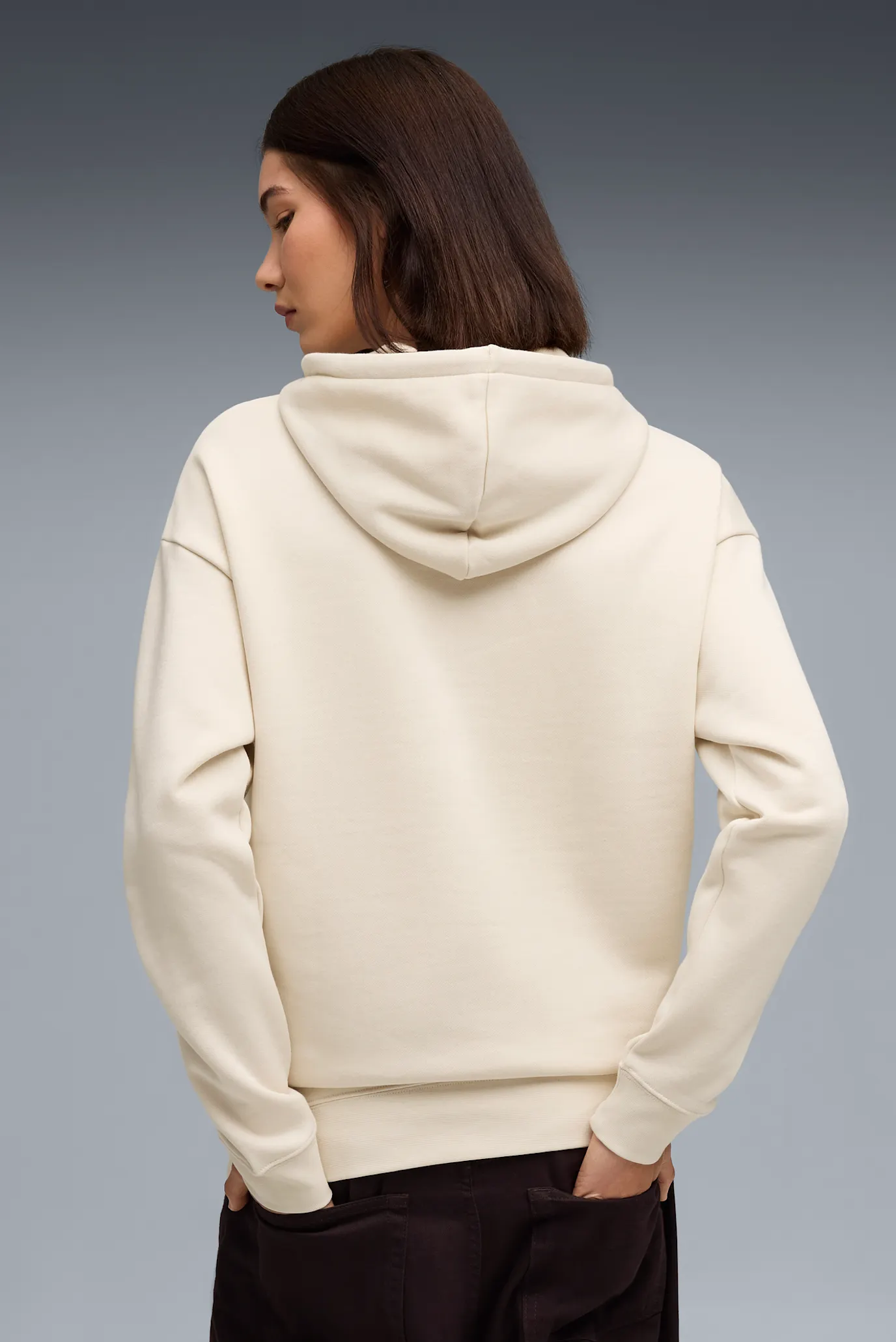 Жіноче бежеве худі PUMA Class Relaxed Hoodie Women 3