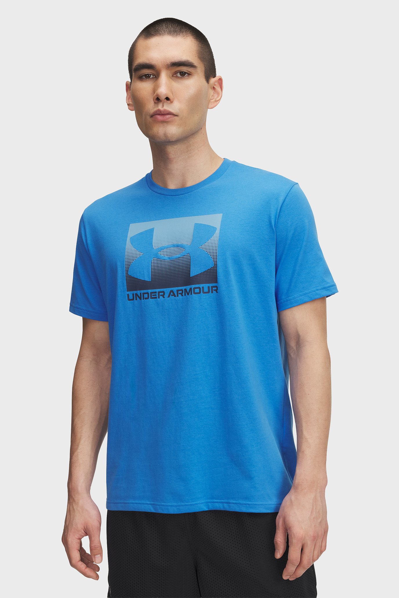 Мужская синяя футболка UA M BOXED SPORTS UPDATED SS Синий XXL Under Armour 1386793-402 Мужская синяя футболка UA M BOXED SPORTS UPDATED SS Синий XXL Under Armour 1386793-402