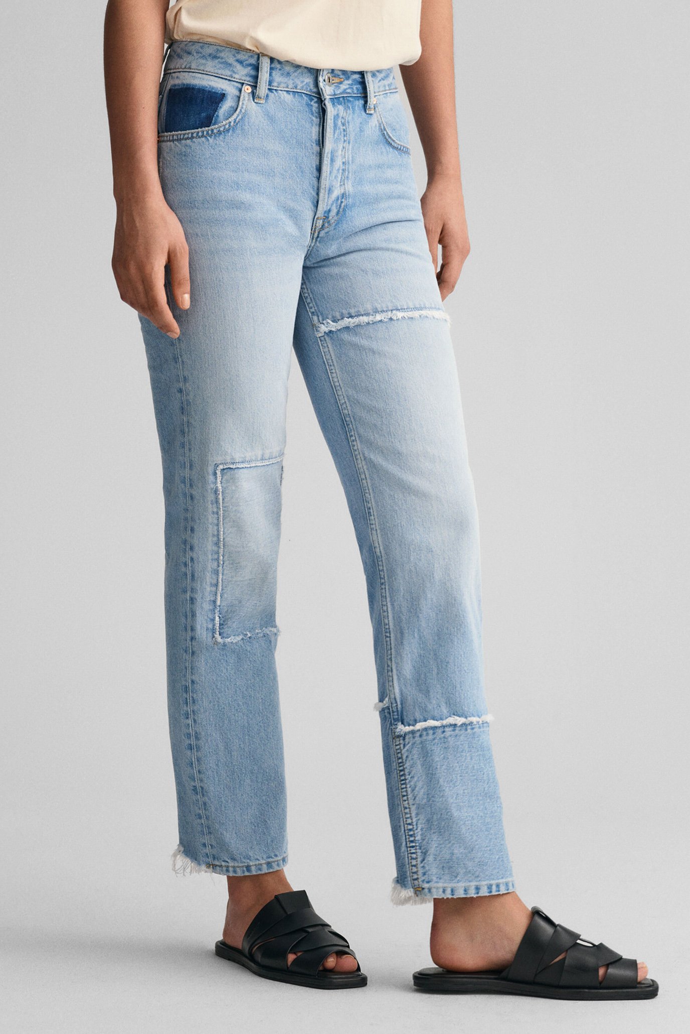 Женские голубые джинсы HW STRAIGHT PATCHWORK 1