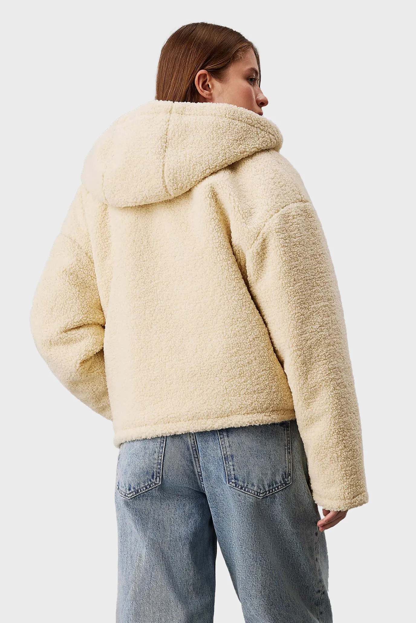 Жіноча бежева шуба SHERPA JACKET 3