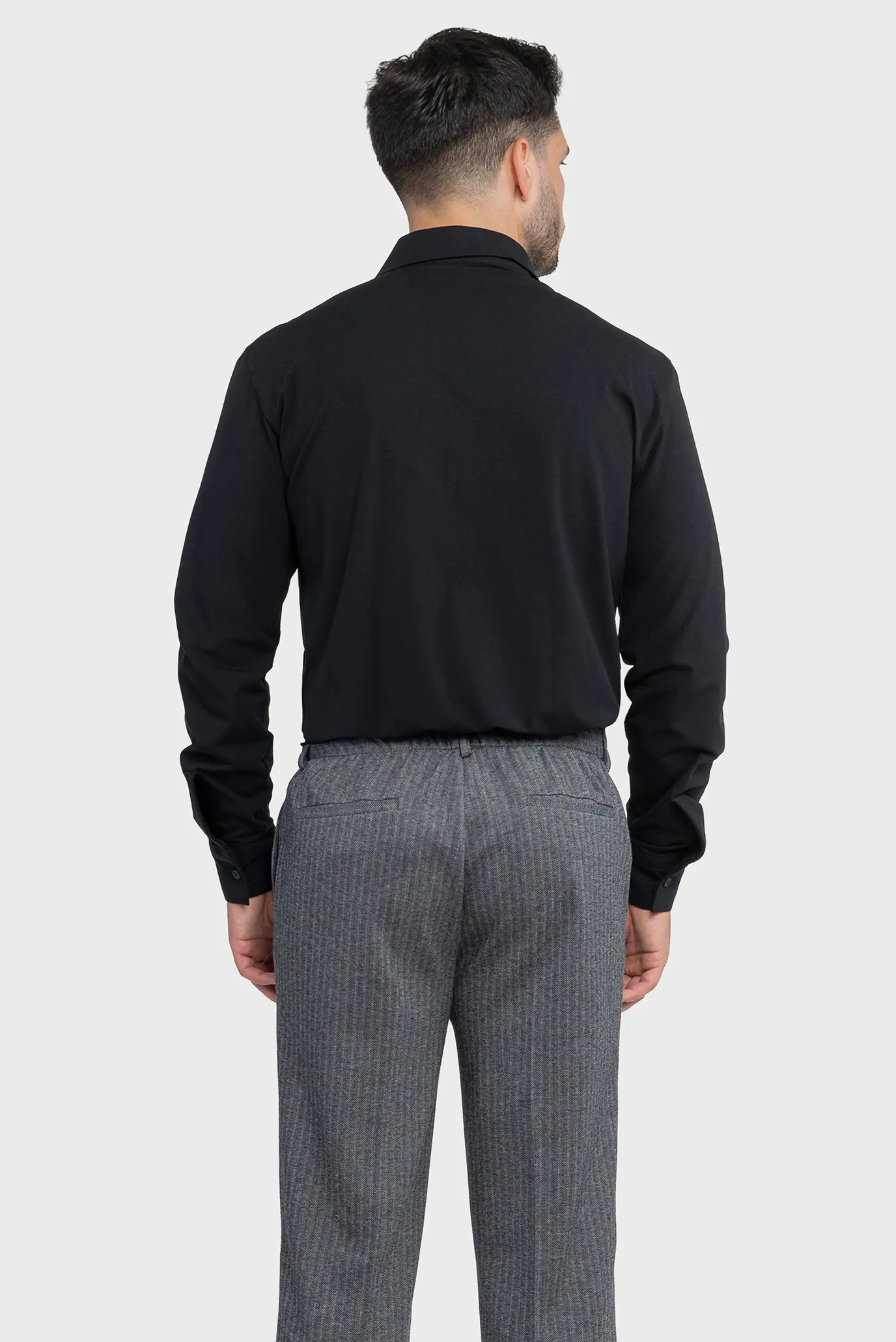 Чоловіча чорна сорочка 3