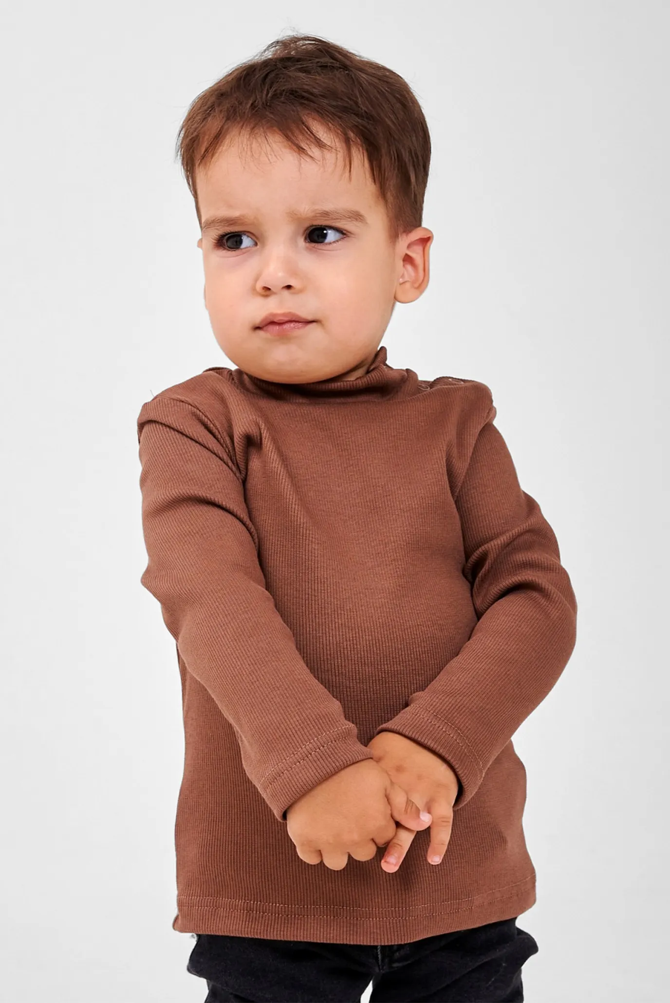 Детский коричневый гольф 1