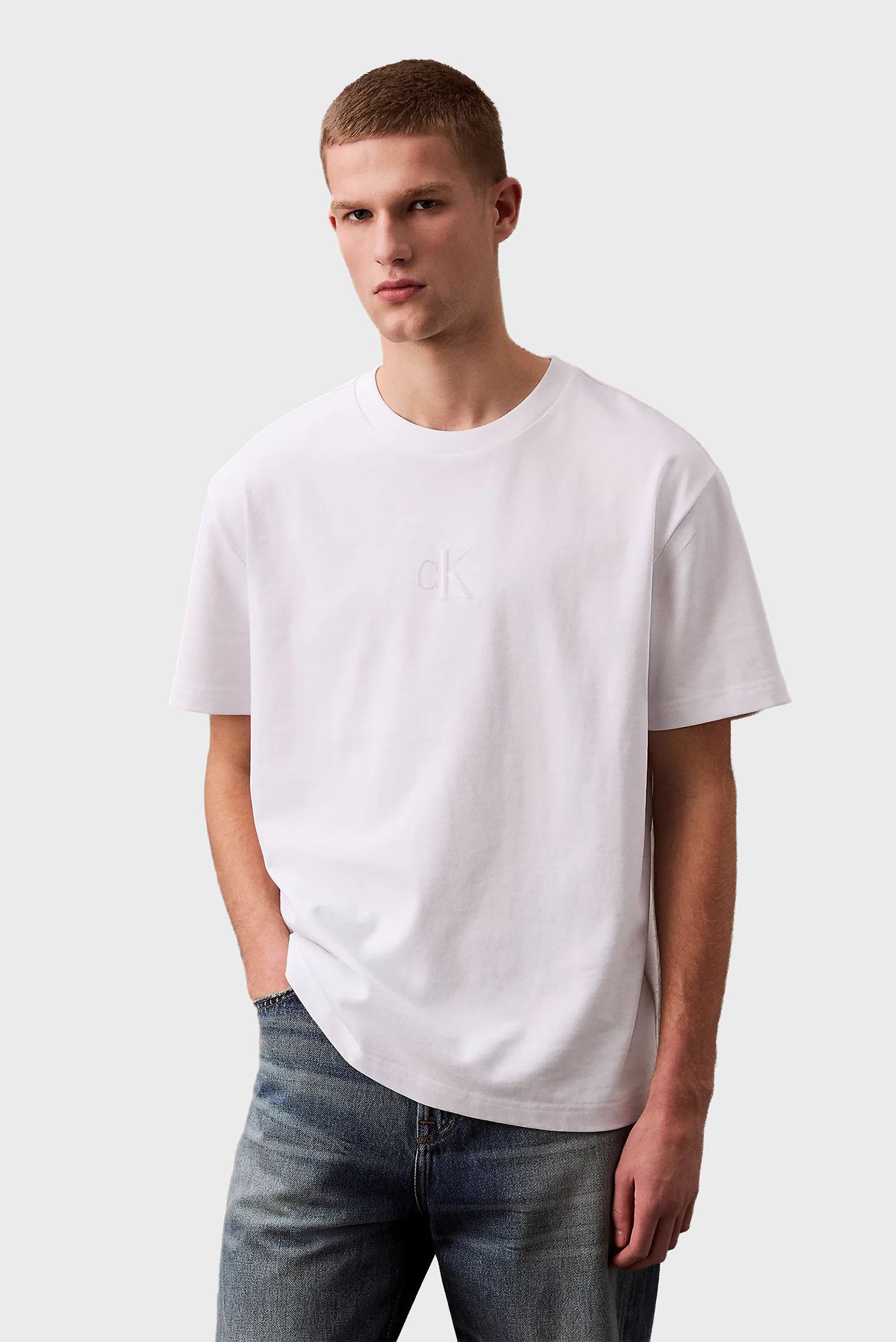 Мужская белая футболка LIQUID CK MONOLOGO Белый XL Calvin Klein Jeans LV04RAB812 Мужская белая футболка LIQUID CK MONOLOGO Белый XL Calvin Klein Jeans LV04RAB812