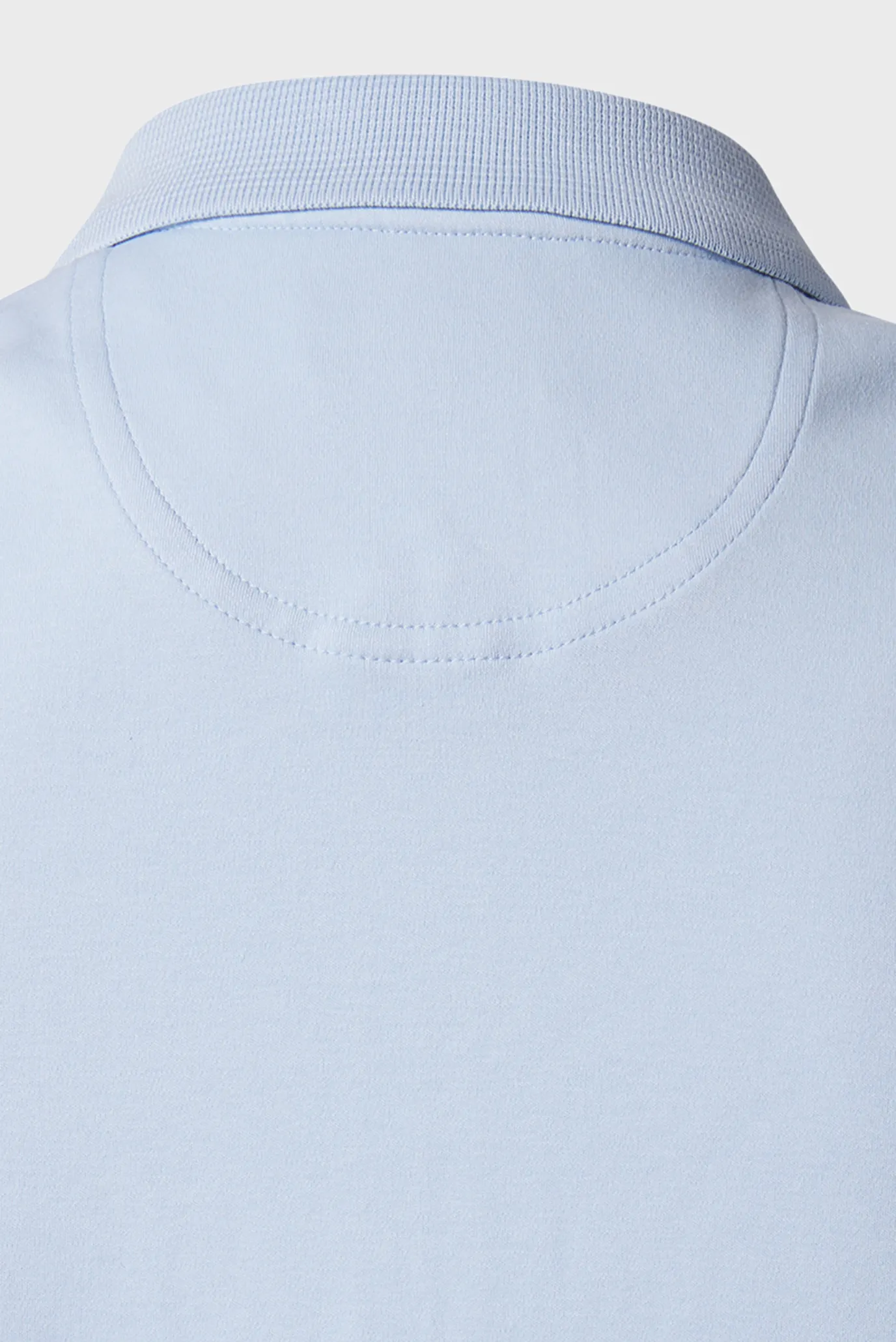 Чоловіче блакитне поло 4