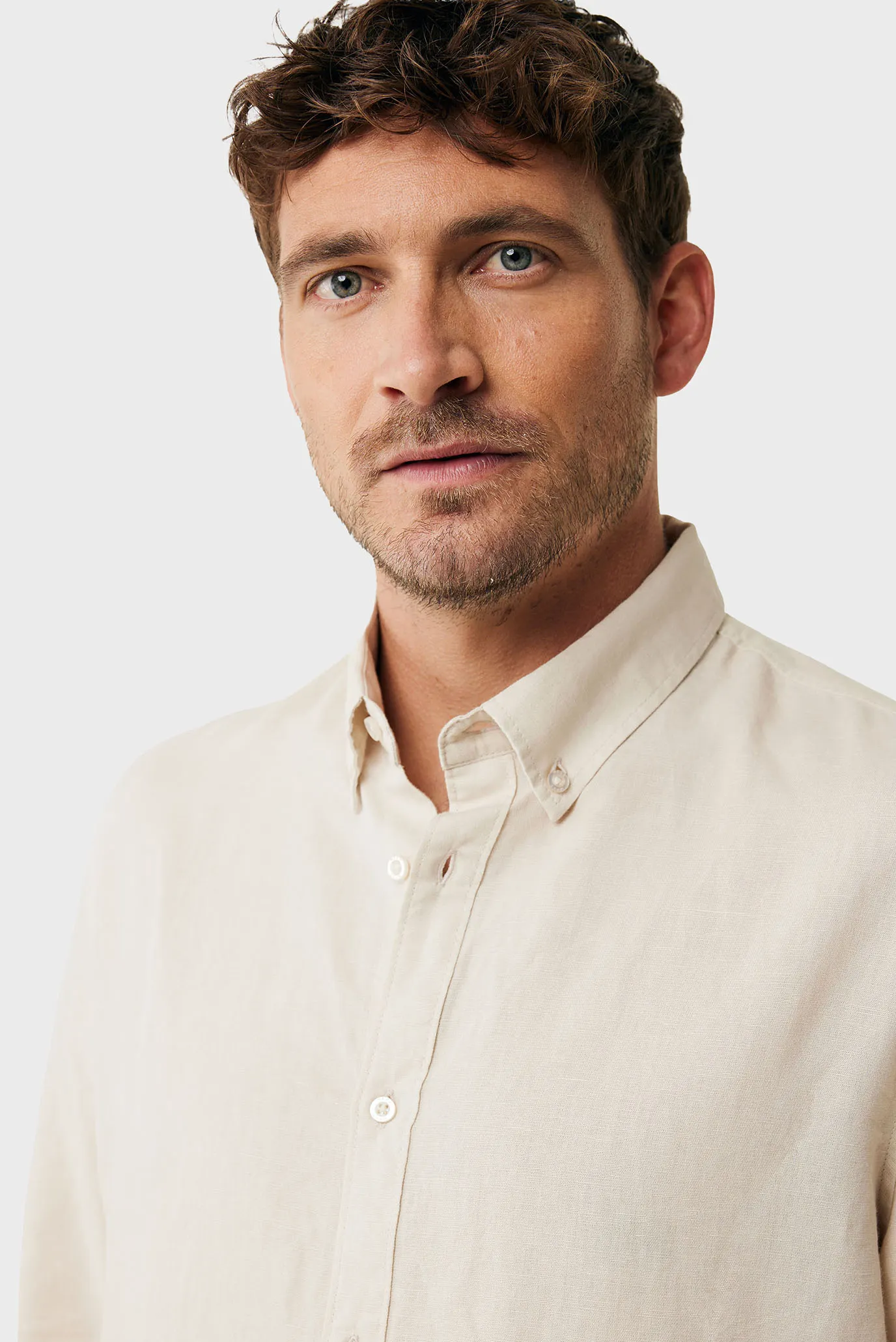 Мужская бежевая льняная рубашка CALEB Basic linen shirt 4