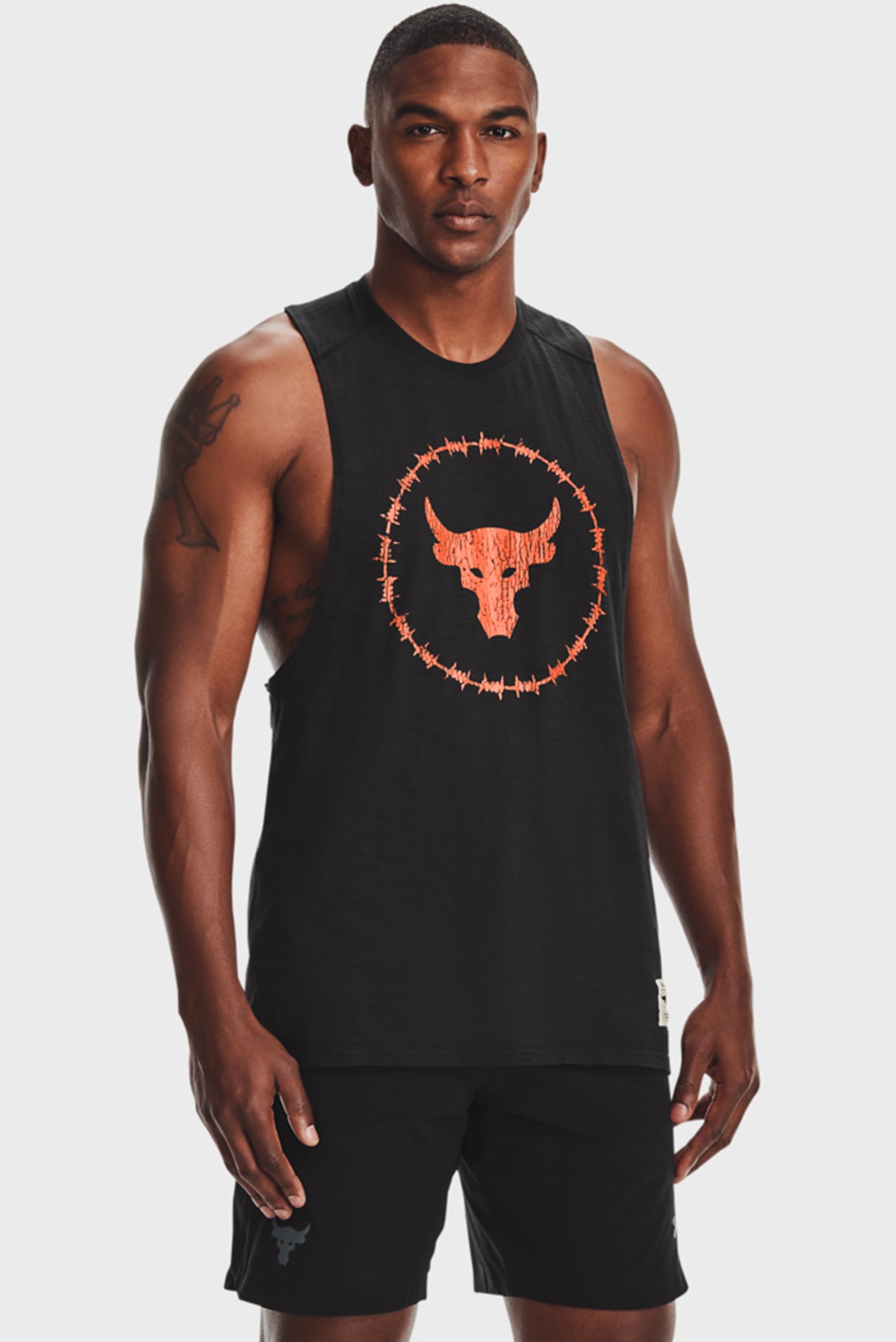 Мужская черная майка UA Project Rock CC Tank-BLK Under Armour 1361623-001 — MD-Fashion Мужская черная майка UA Project Rock CC Tank-BLK Under Armour 1361623-001 — MD-Fashion