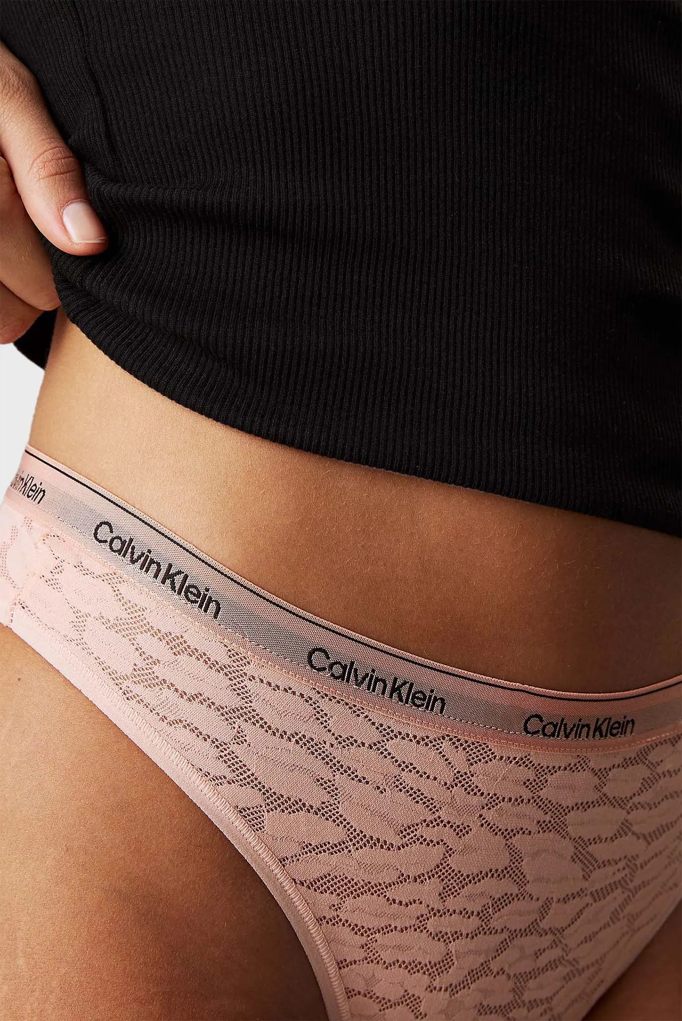 Жіночі персикові трусики з візерунком BRAZILIAN 4