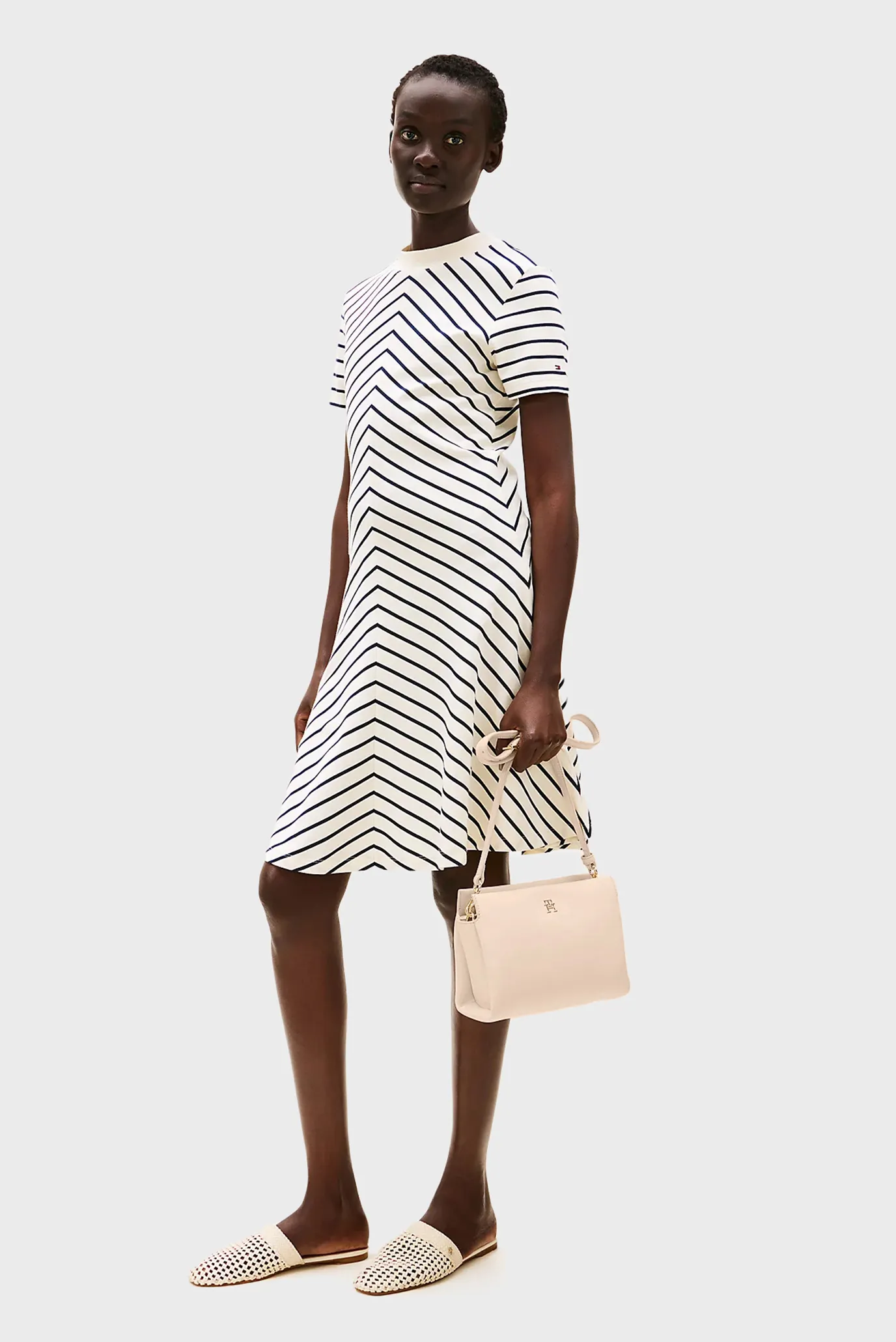 Женская белая сумка TH LEGACY MINI 2