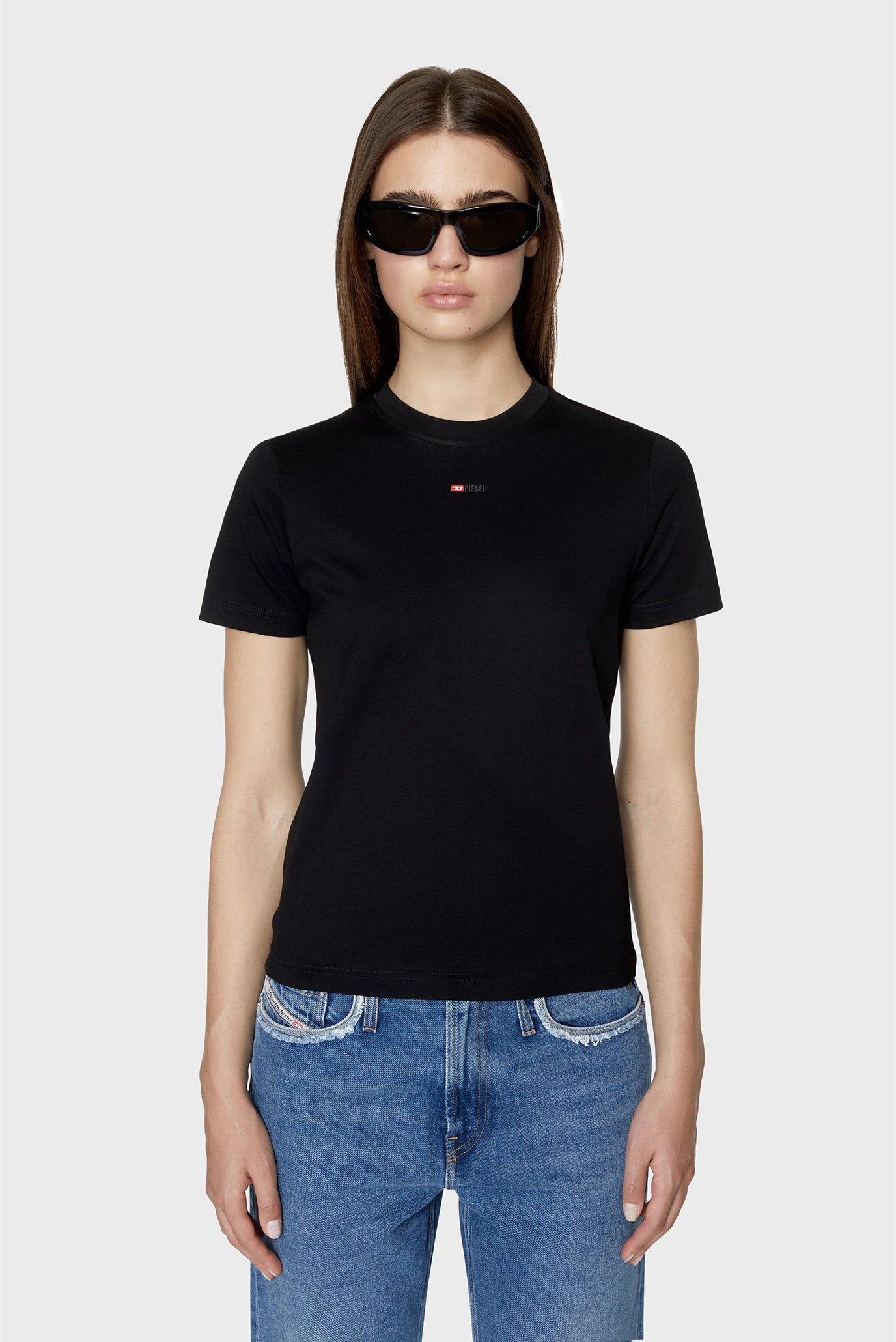 Женская черная футболка T-REG-MICRODIV 1