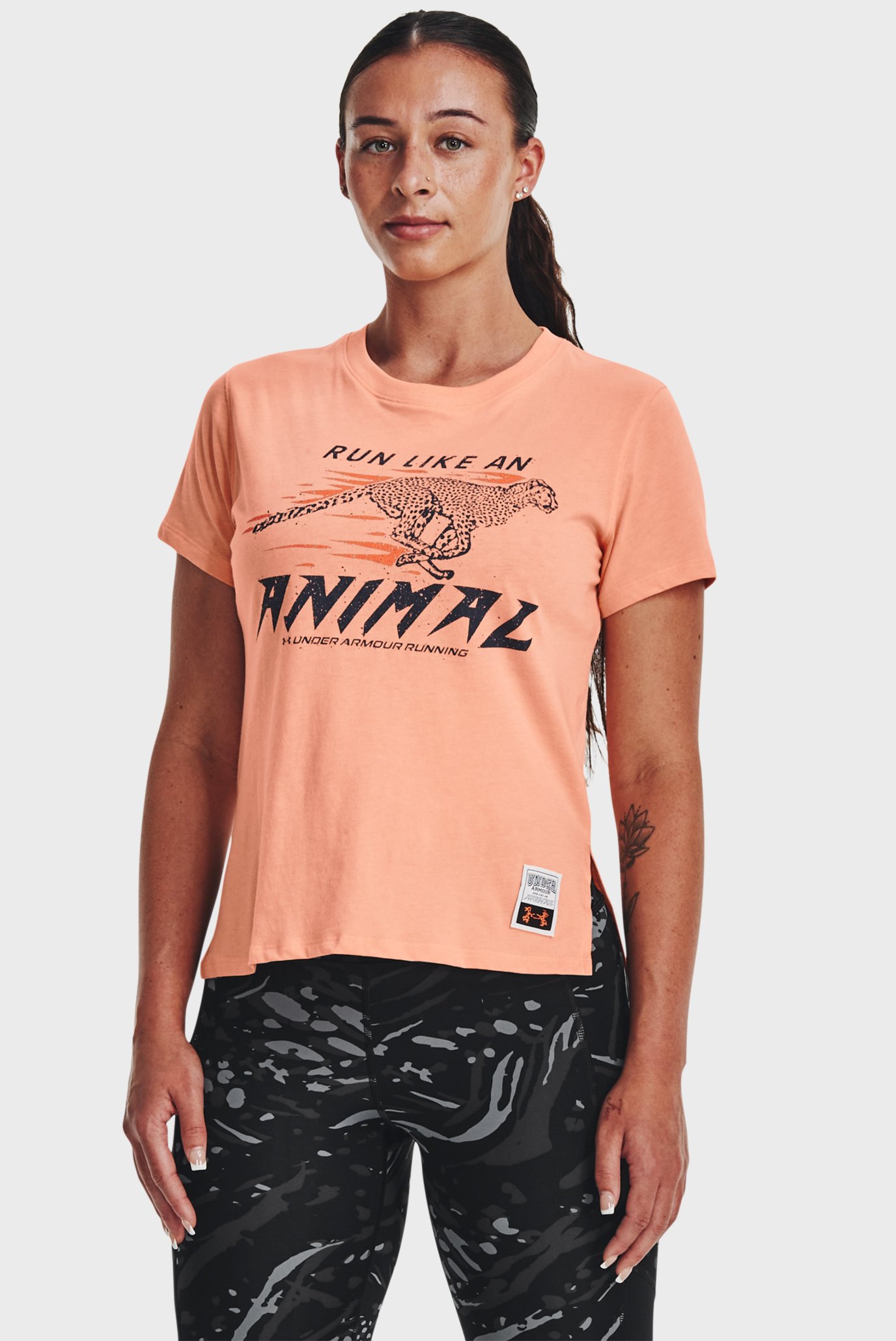Женская оранжевая футболка UA Run Like A Tee 1