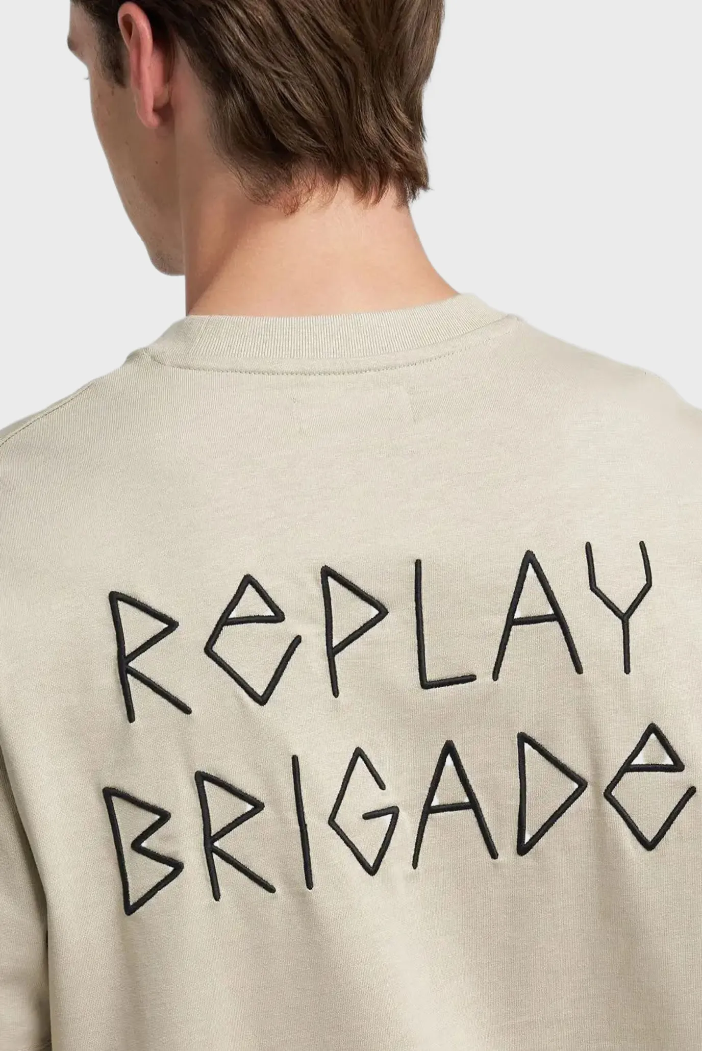 Чоловіча бежева футболка 5