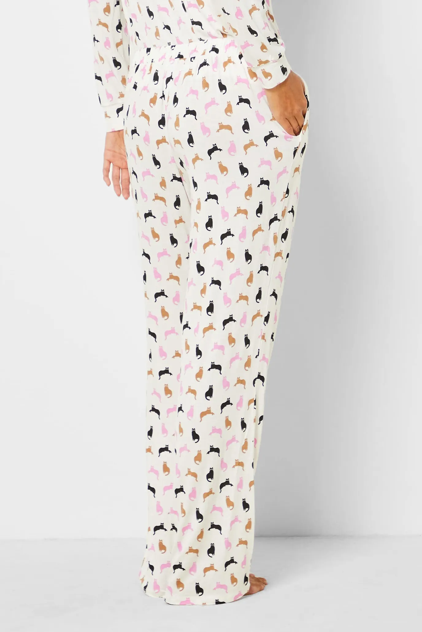 Женские бежевые брюки с узором CAMONA 4