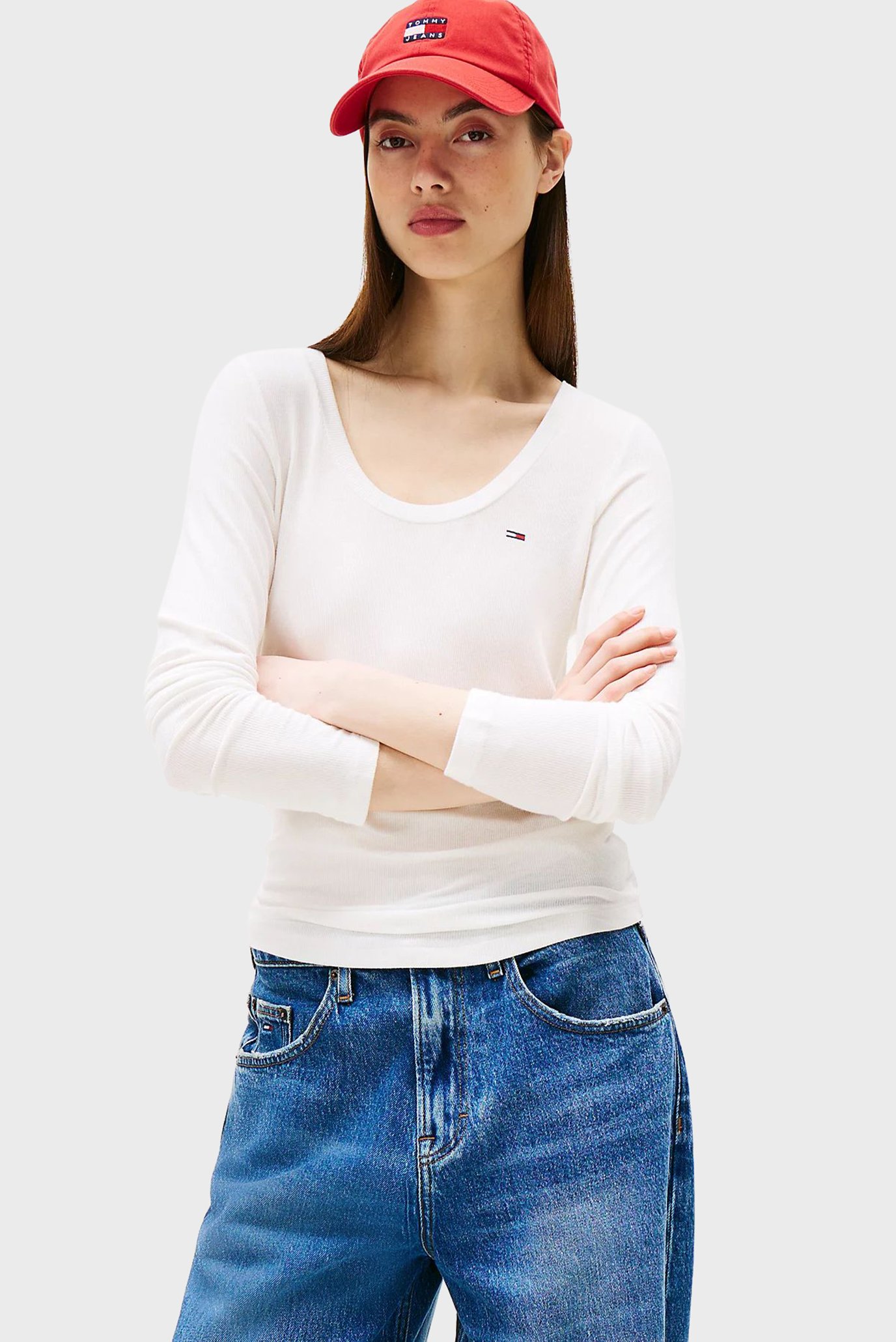 Женский белый лонгслив SOFT ESSENTIAL Белый L Tommy Jeans DW0DW20921 Женский белый лонгслив SOFT ESSENTIAL Белый L Tommy Jeans DW0DW20921