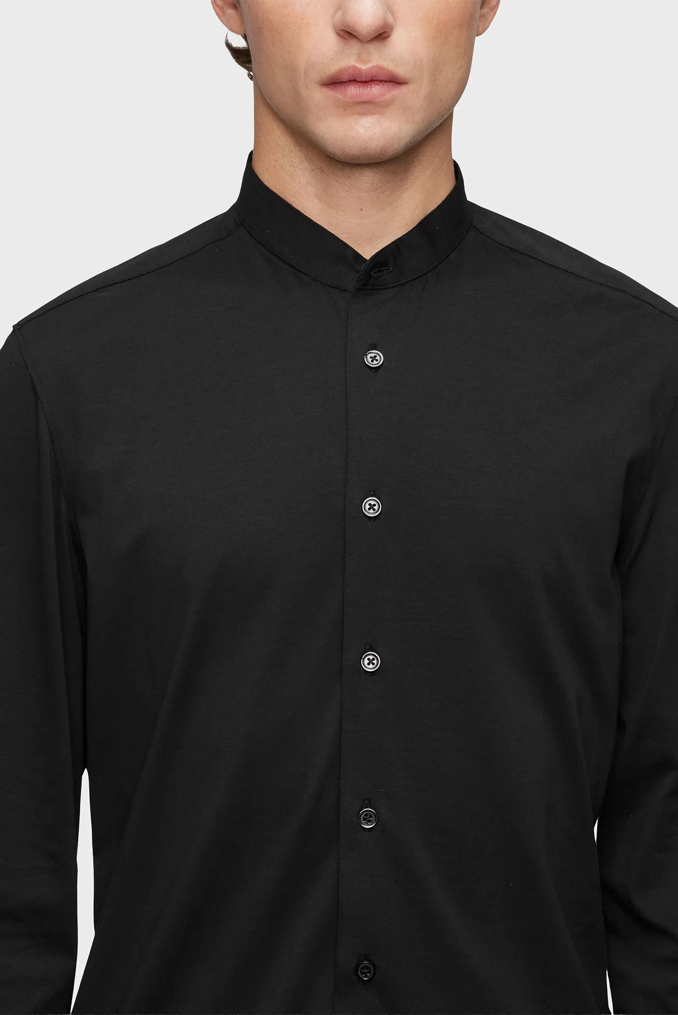 Мужская черная рубашка TIO 5