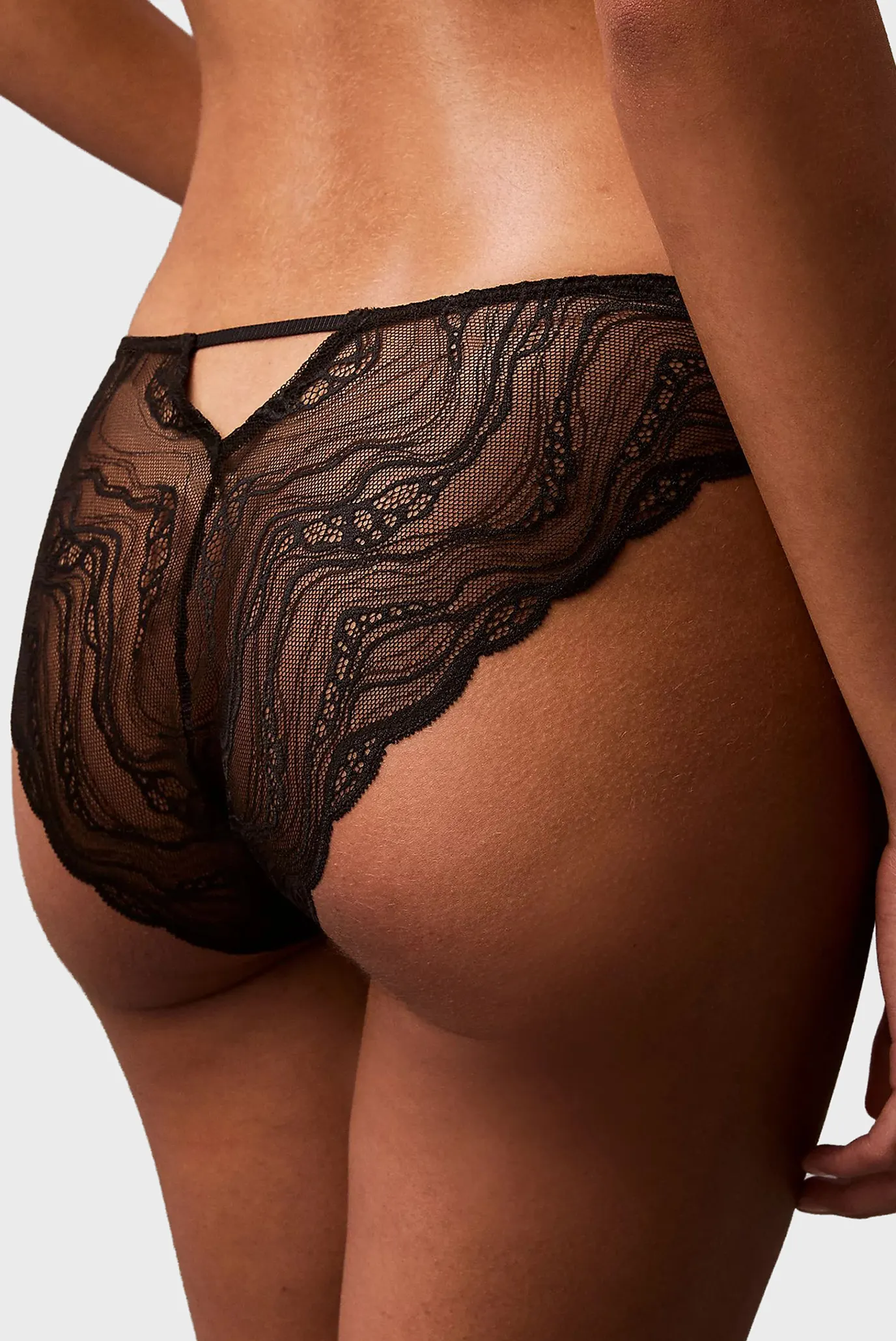 Женские черные трусики BIKINI 5