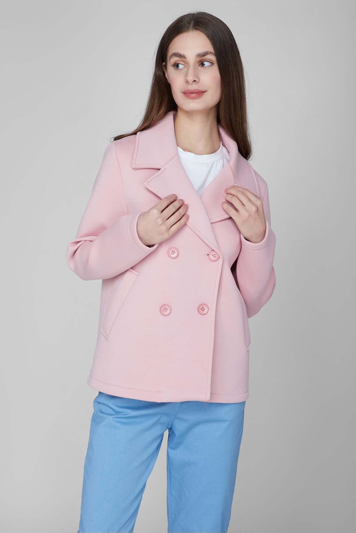 Женское розовое пальто 1
