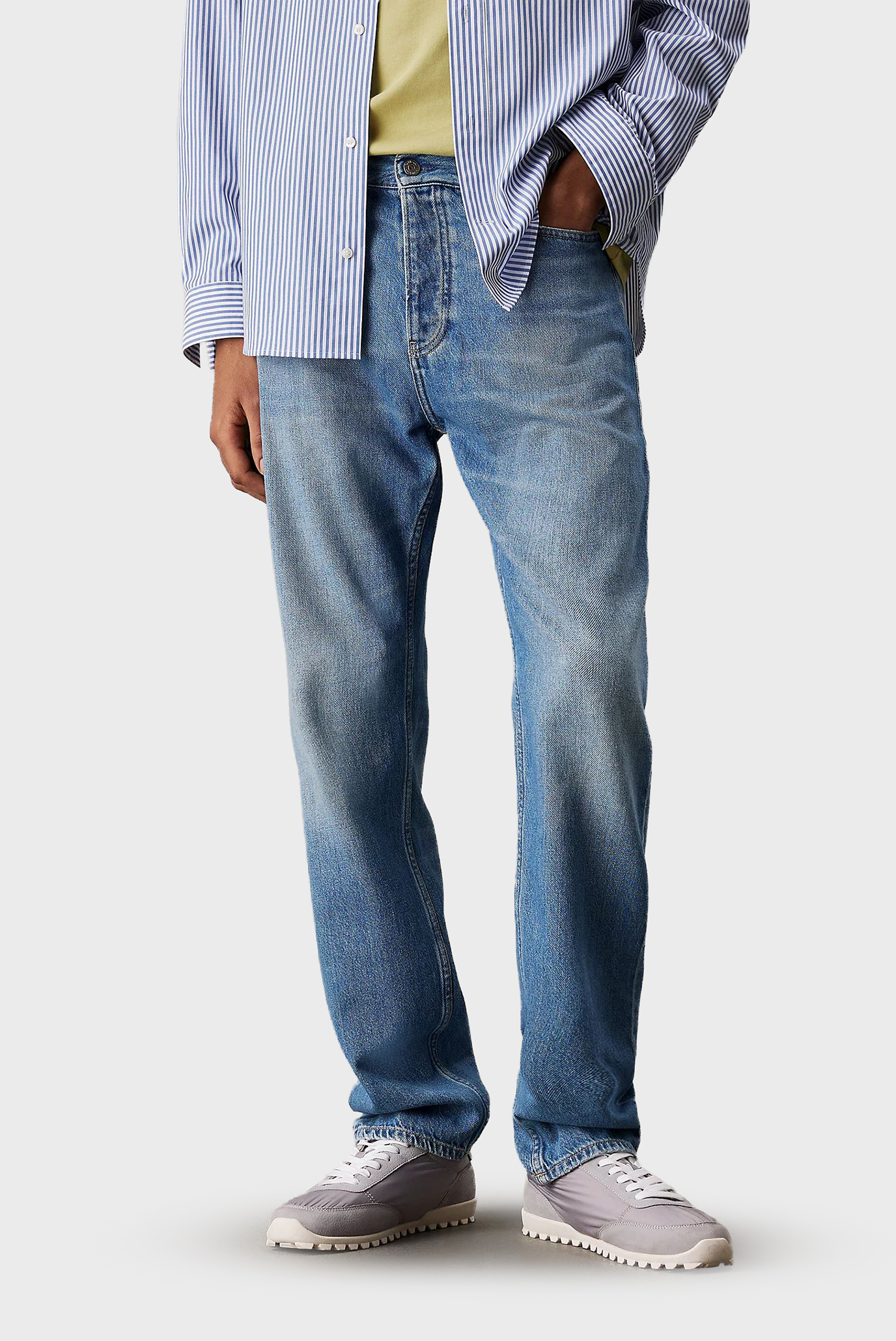 Мужские синие джинсы STANDARD STRAIGHT Синий 29-32 Calvin Klein Jeans J30J327507 Мужские синие джинсы STANDARD STRAIGHT Синий 29-32 Calvin Klein Jeans J30J327507