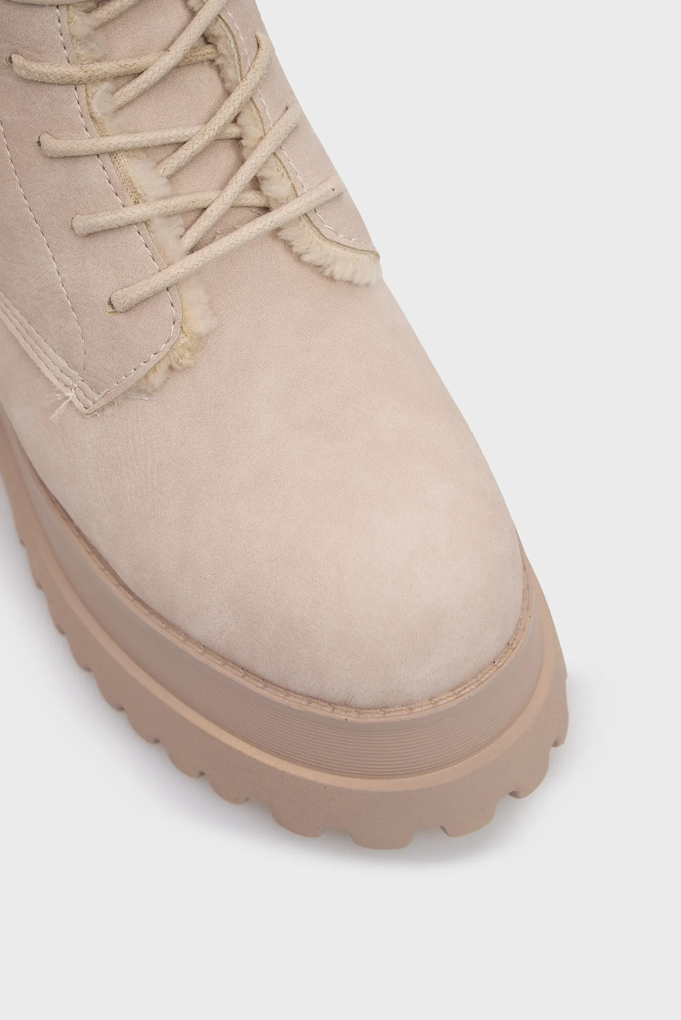 Жіночі бежеві черевики 4