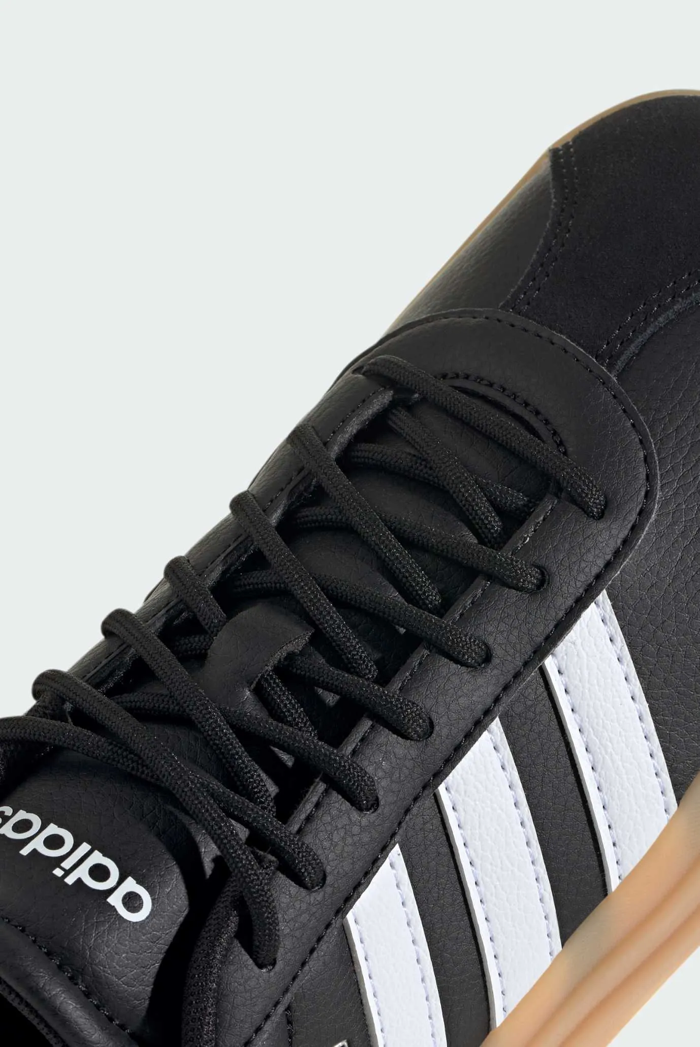 Женские черные сникерсы VL Court Bold 7