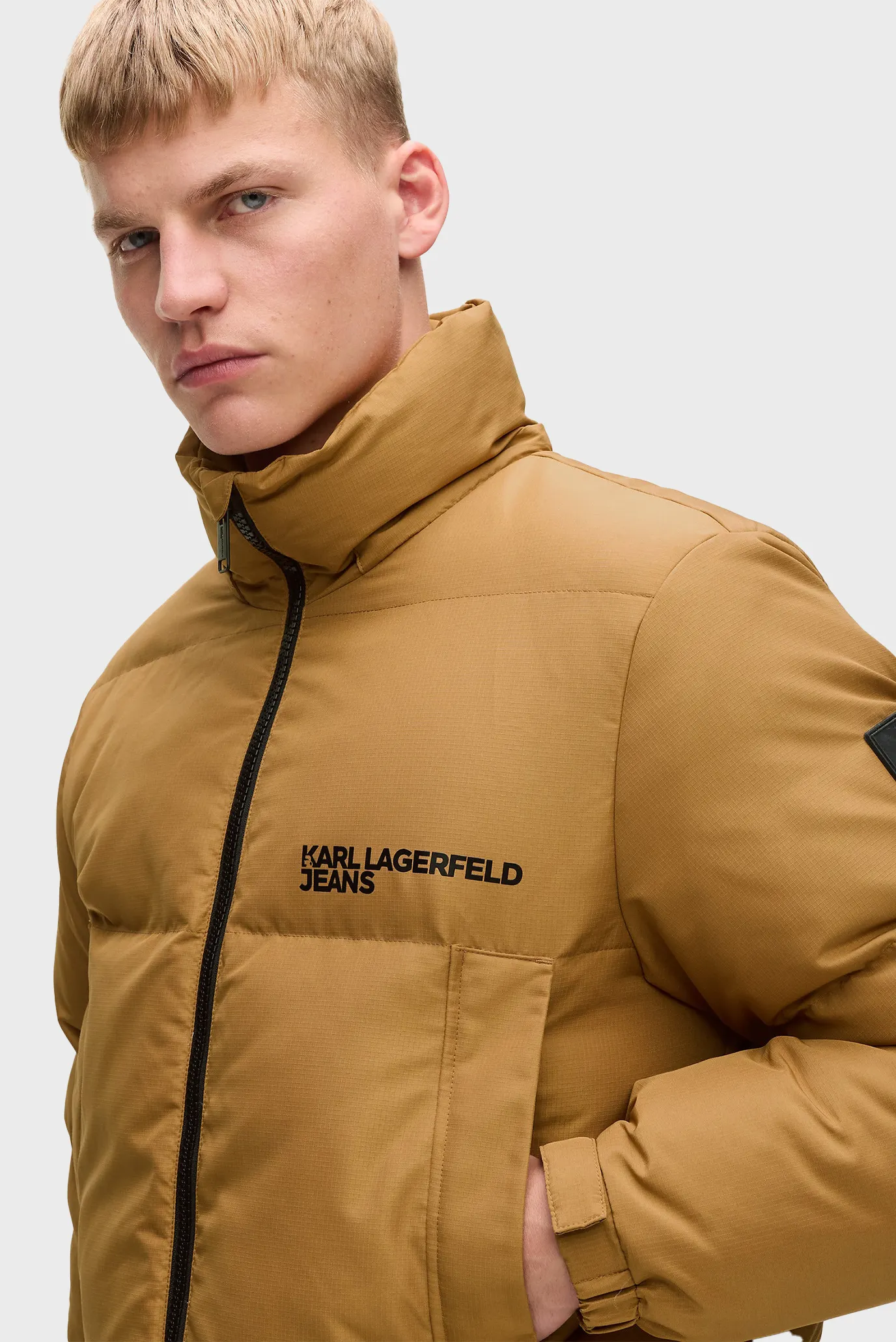 Чоловіча гірчична куртка puffer 5