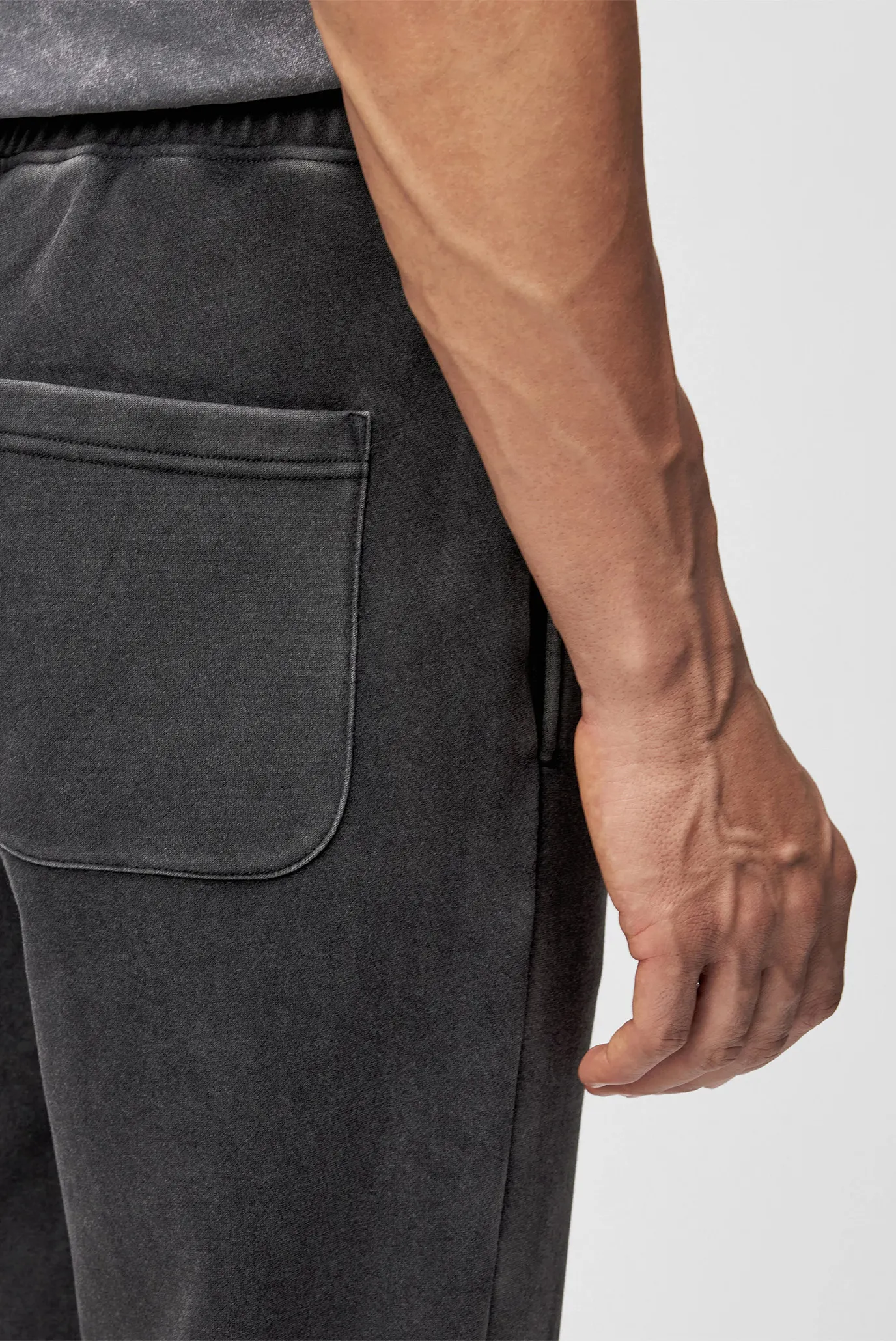 Мужские темно-серые спортивные брюки DUSKK 5