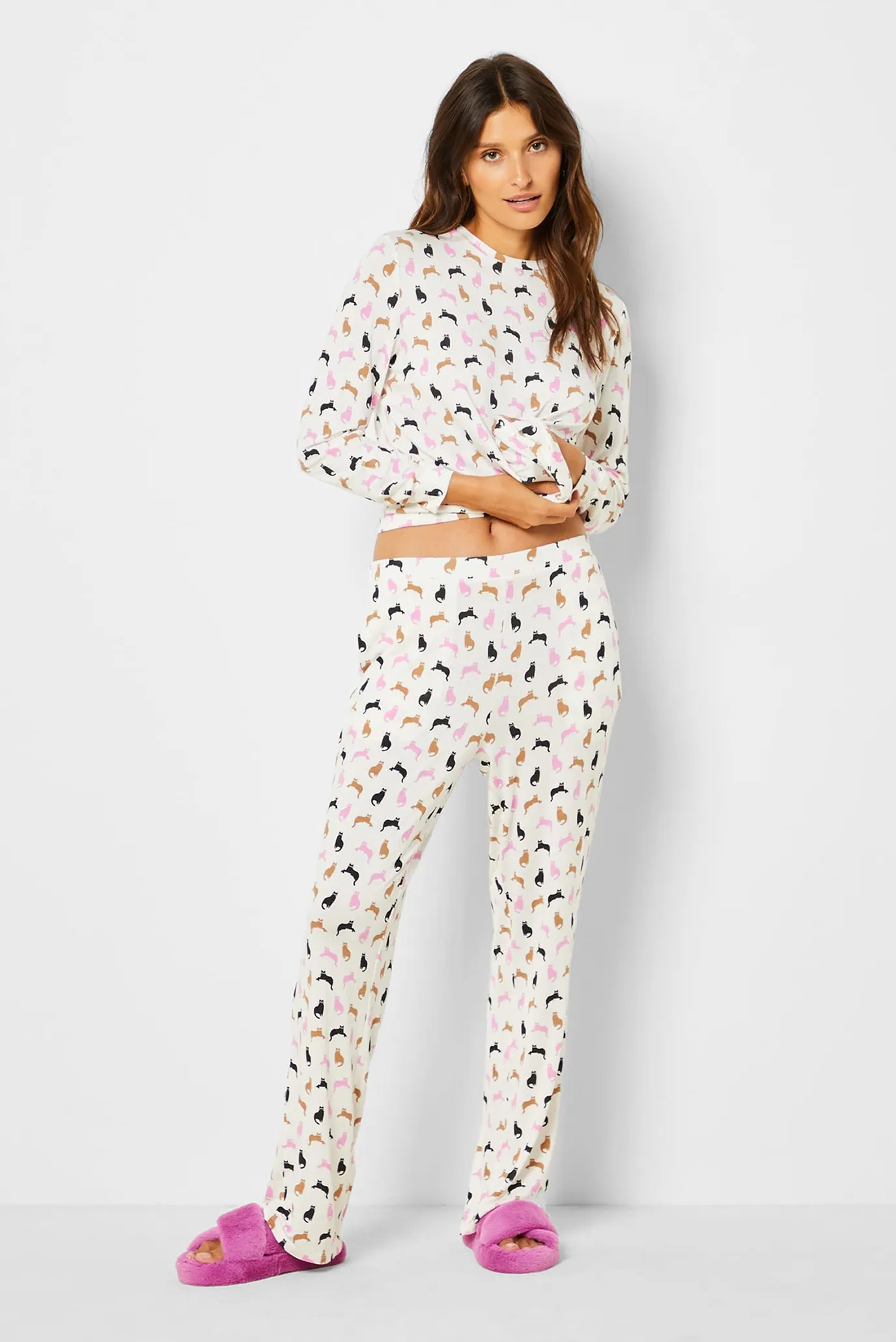 Женские бежевые брюки с узором CAMONA 2