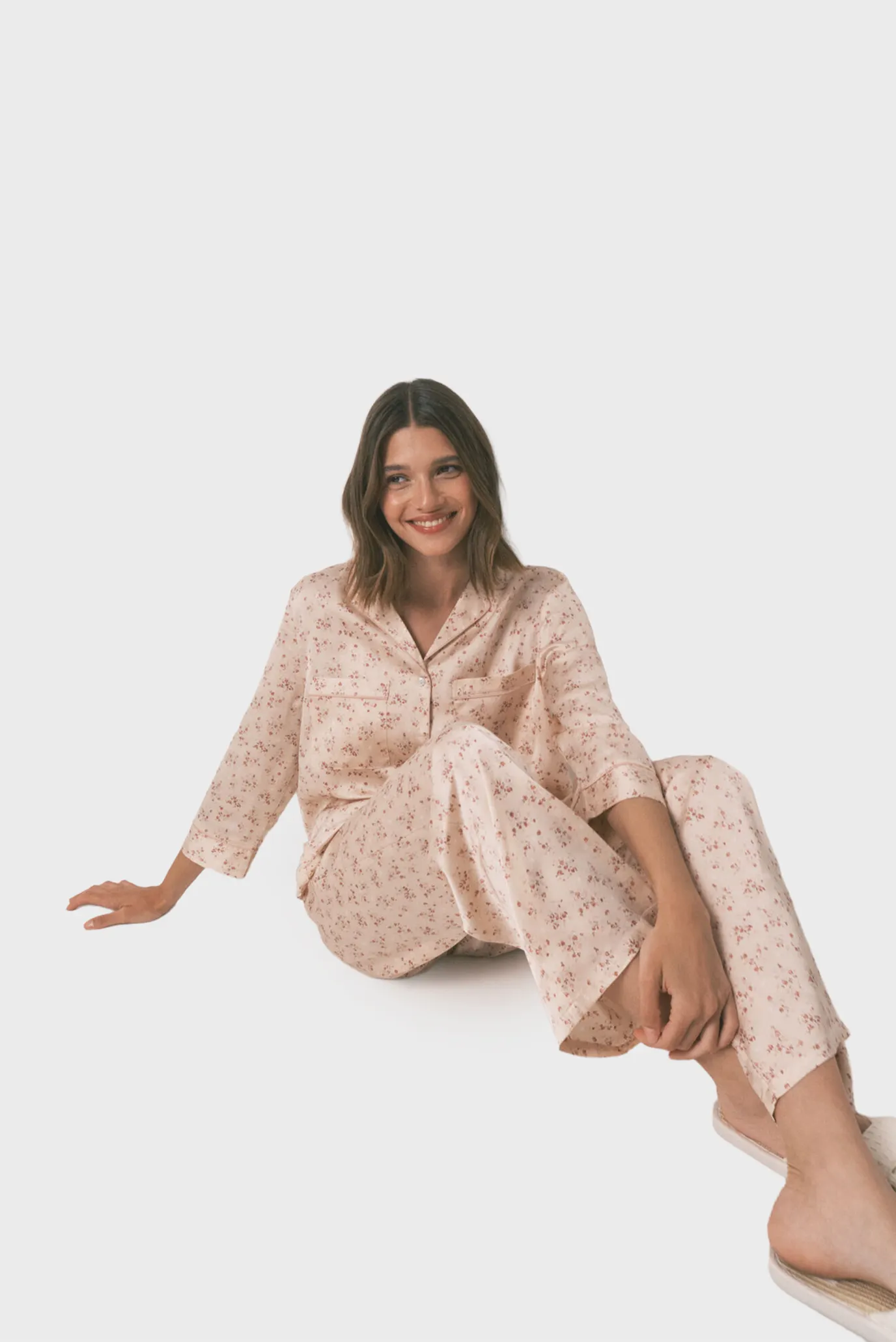 Жіноча пудрова піжама з візерунком (сорочка, брюки) 8