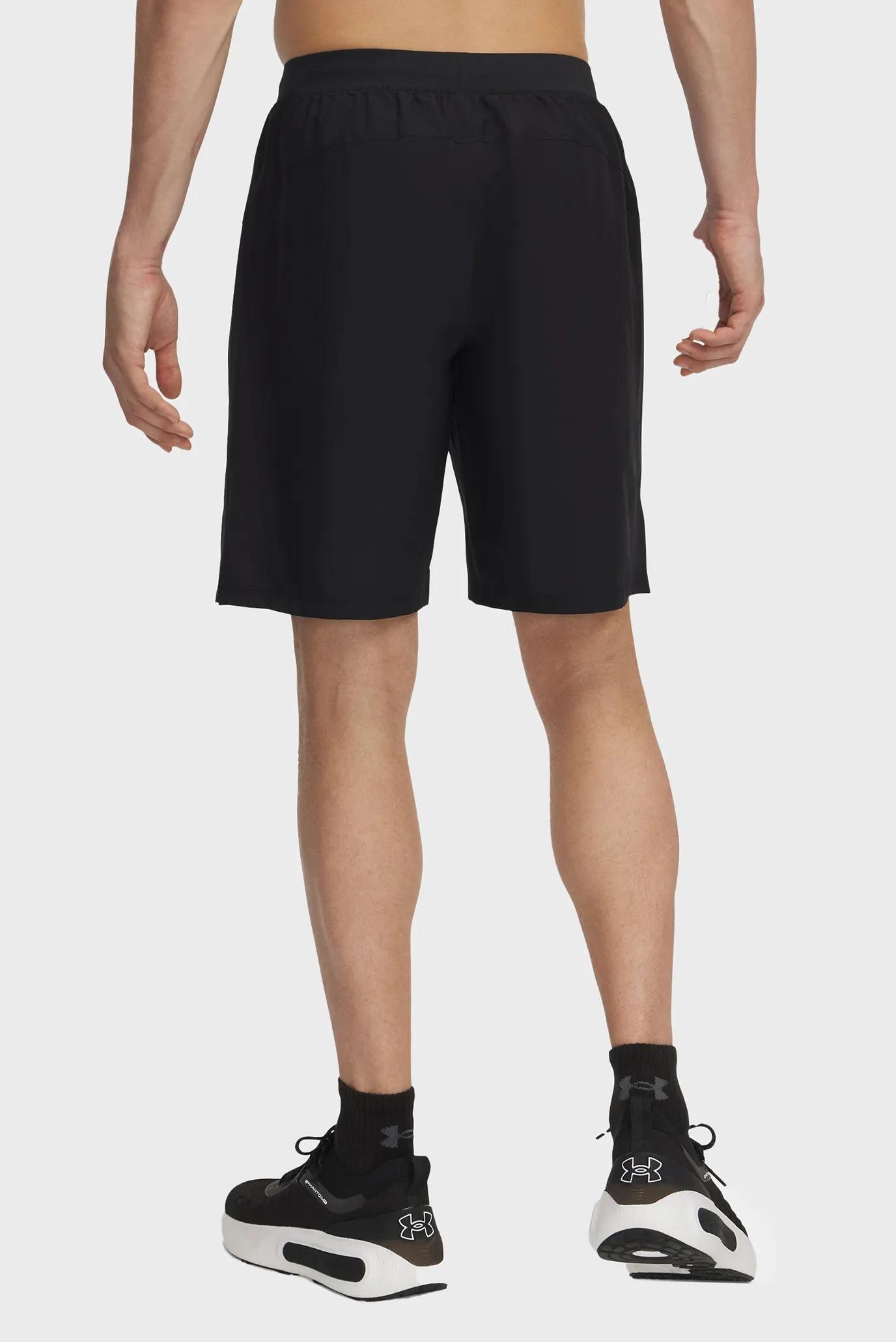 Чоловічі чорні шорти UA LAUNCH 9 SHORTS 3
