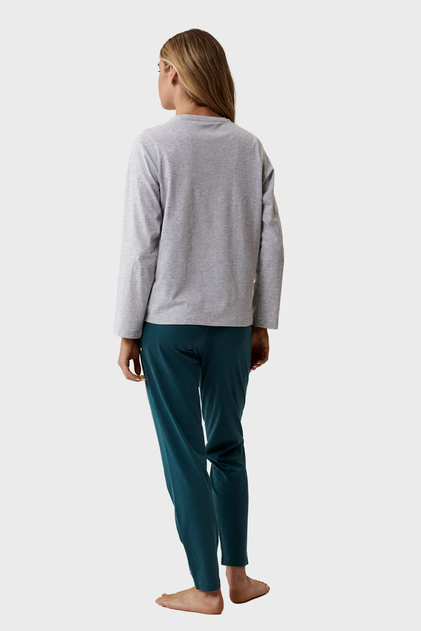 Женская пижама (лонгслив, брюки) 3