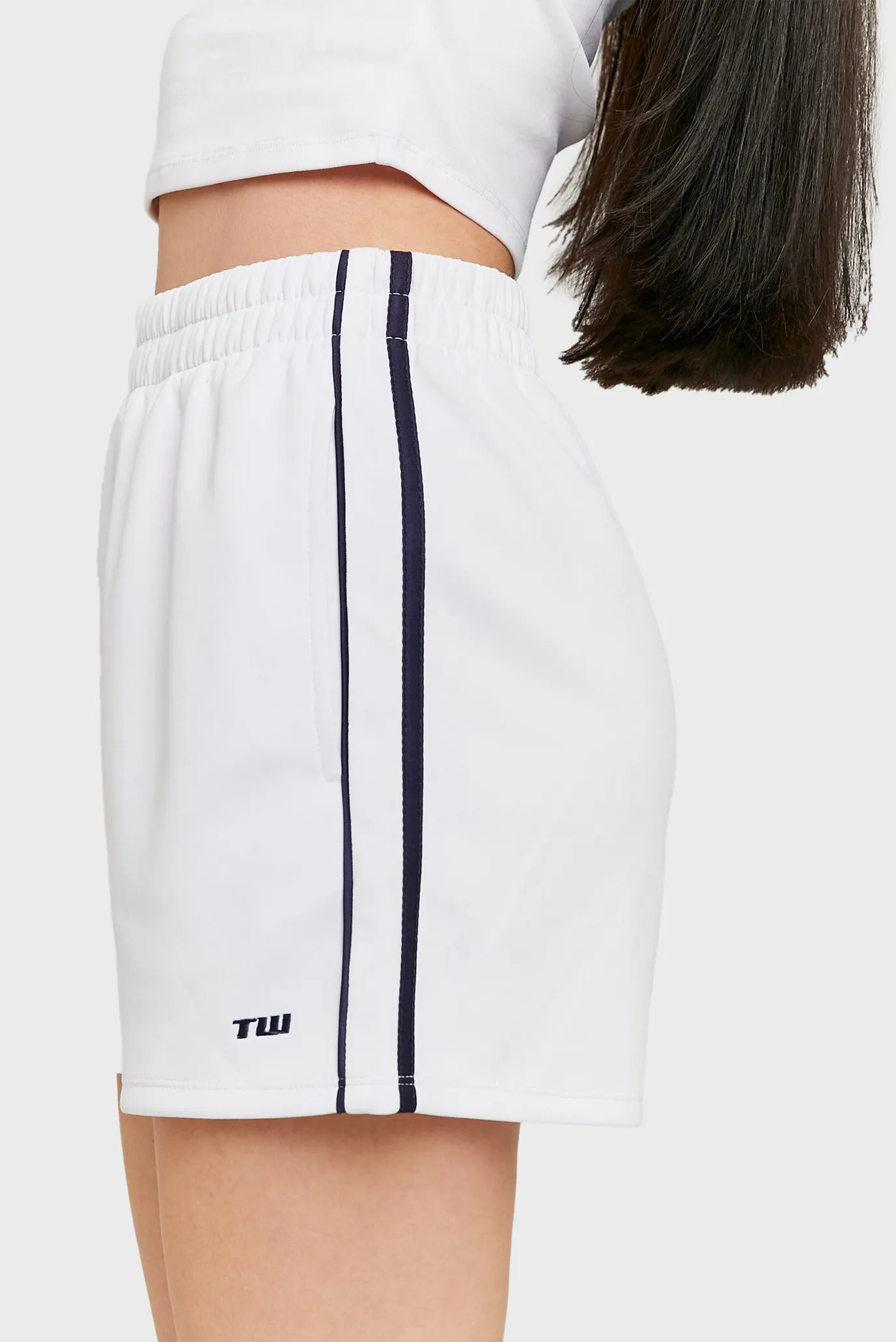 Жіночі білі шорти 4
