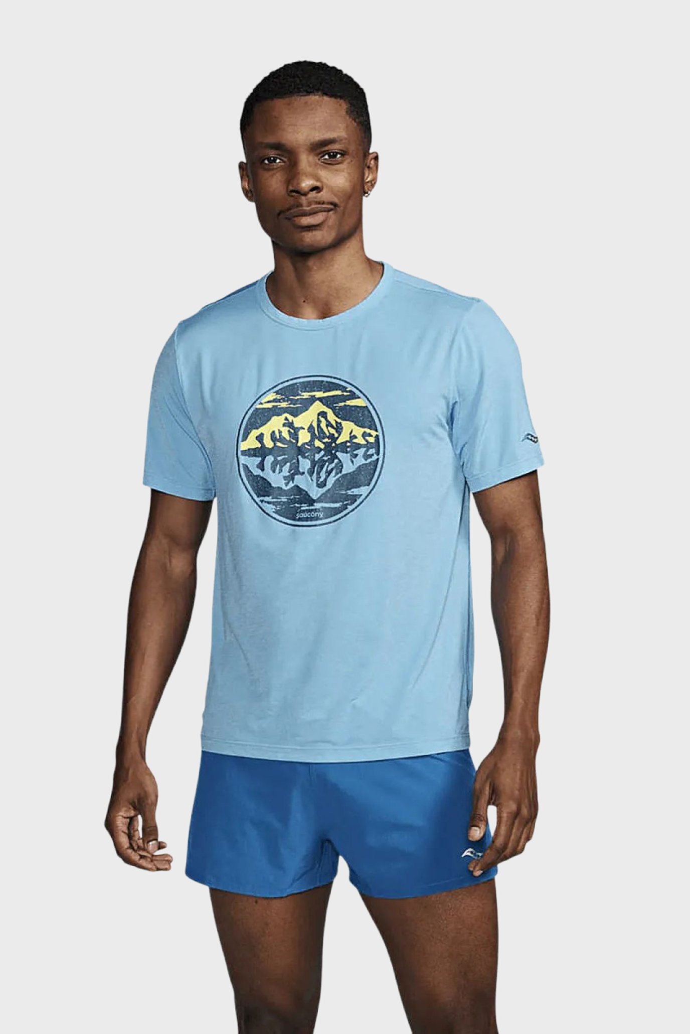 Мужская голубая футболка STOPWATCH GRAPHIC SHORT SLEEVE Голубой M Saucony SAM800378-DNHS5 Мужская голубая футболка STOPWATCH GRAPHIC SHORT SLEEVE Голубой M Saucony SAM800378-DNHS5