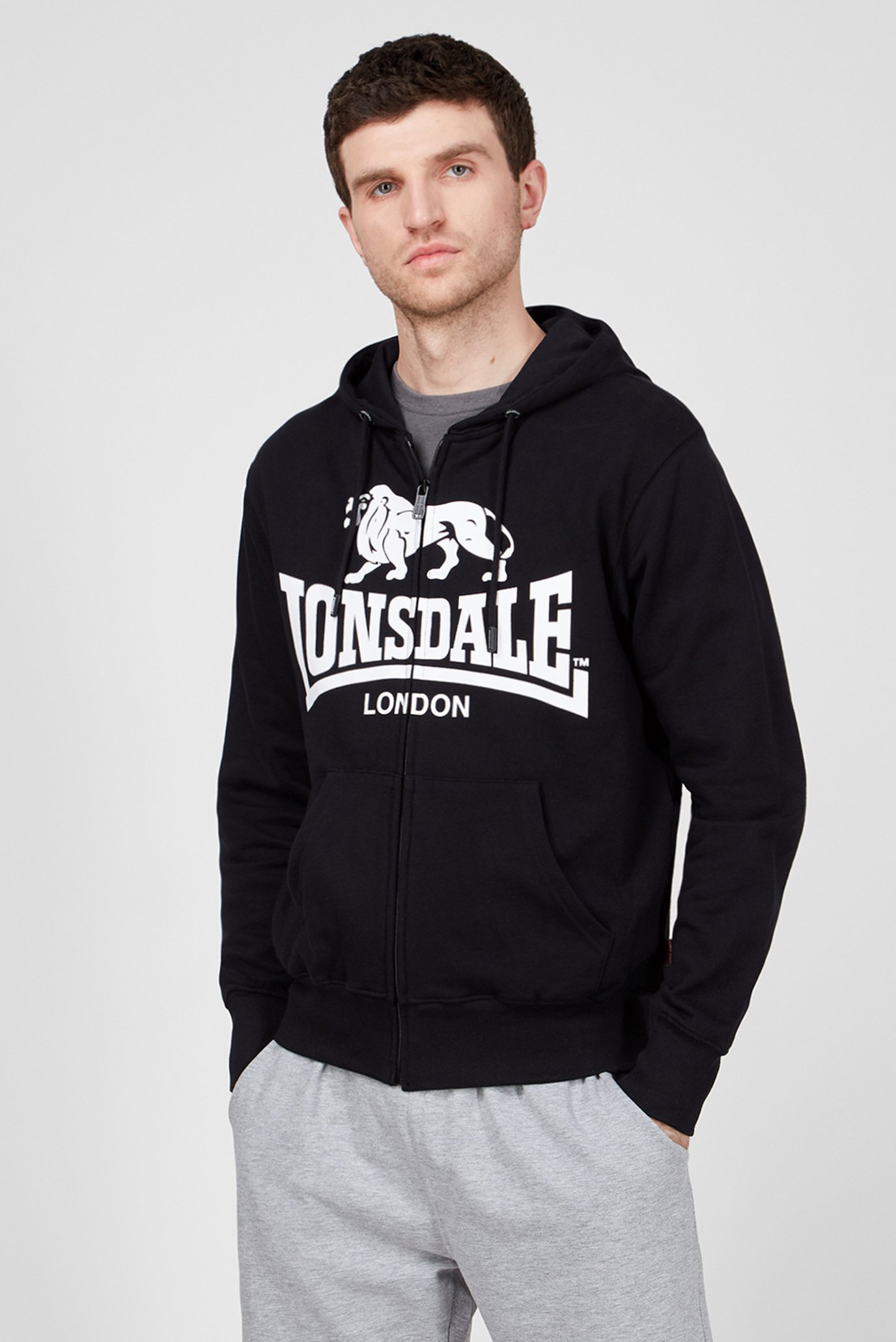 Мужское черное худи Черный M Lonsdale 113096 Мужское черное худи Черный M Lonsdale 113096