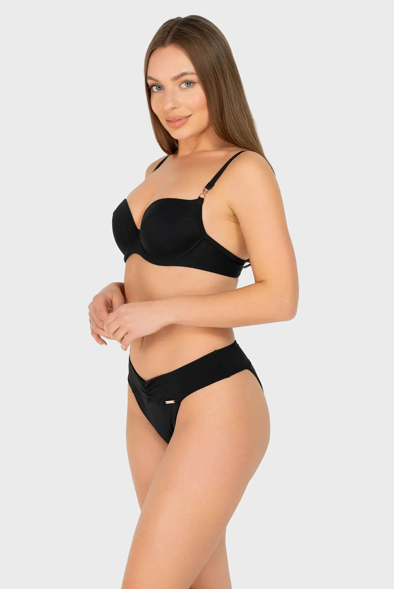 Женский черный купальник 5