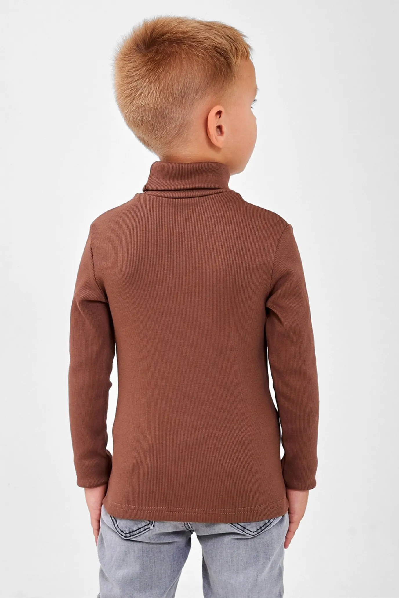Детский коричневый гольф 4