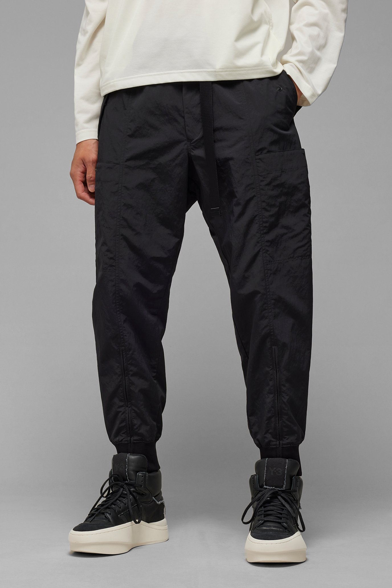 Мужские черные спортивные брюки Y-3 Crinkle Nylon Cuffed 1