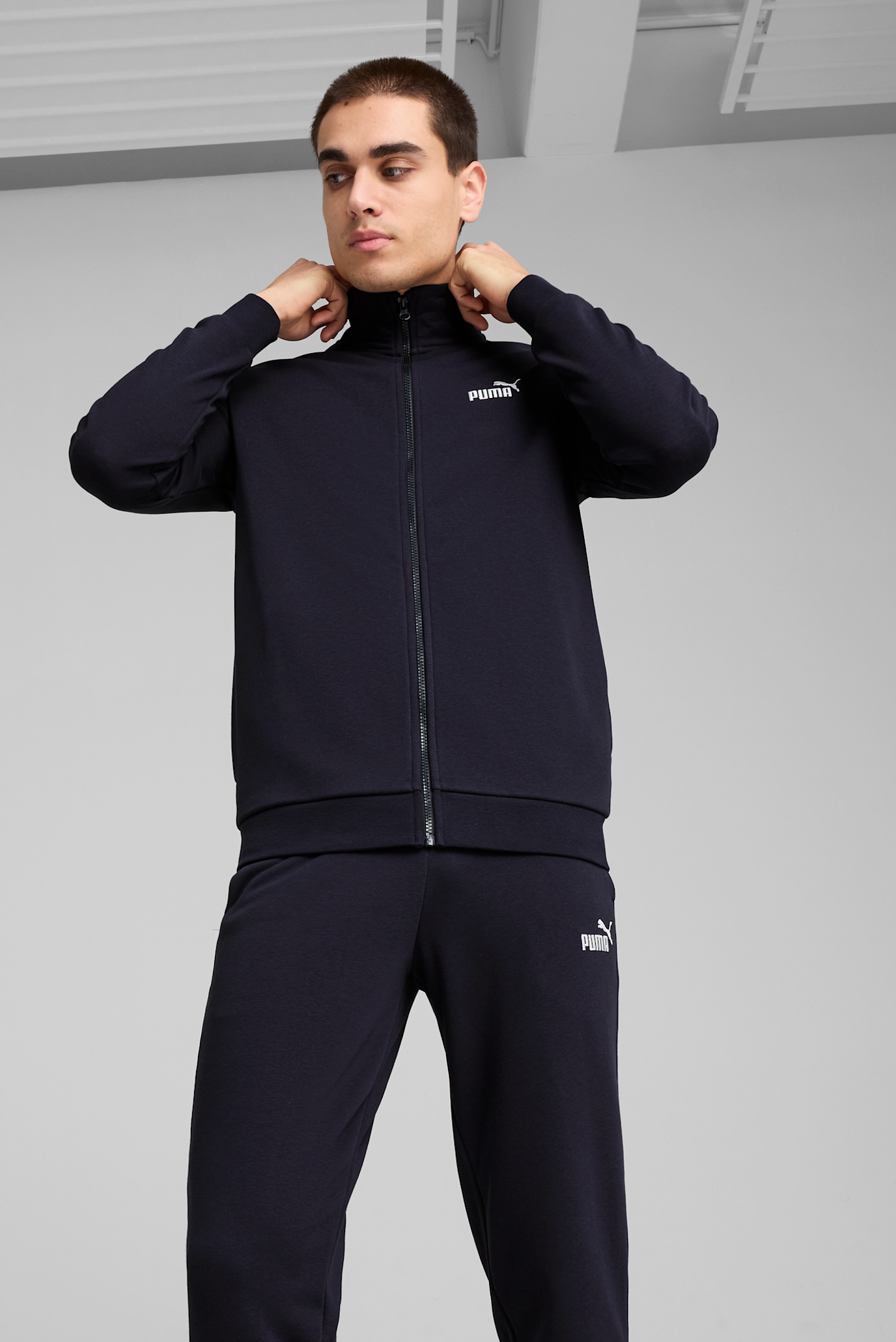 Мужской темно-синий спортивный костюм (кофта, брюки) Essentials Sweat Suit Men 1