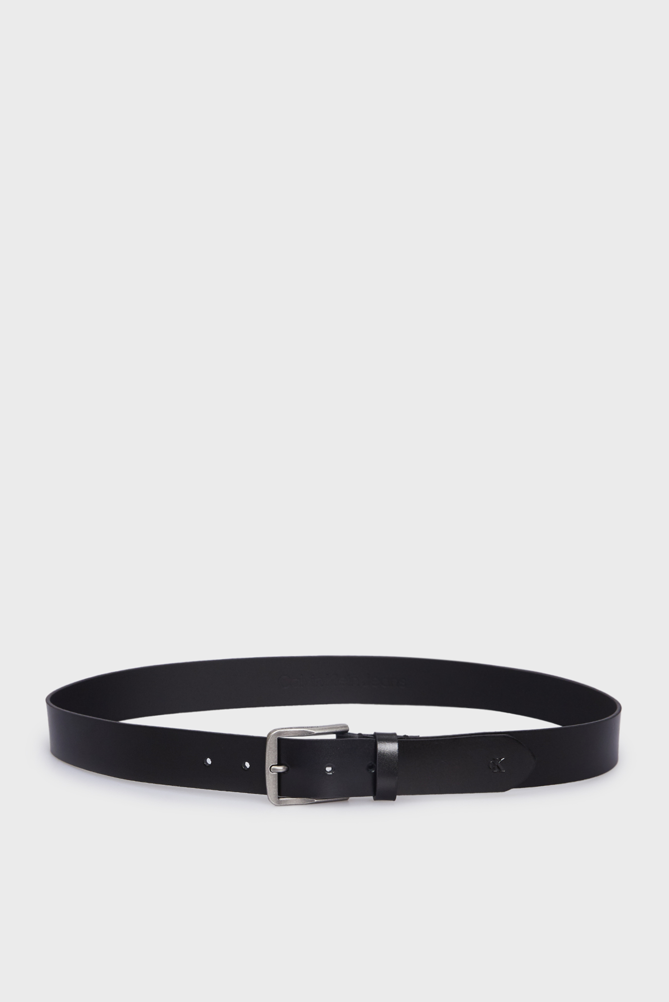 Мужской черный кожаный ремень CLASSIC FLAT R LTHR BELT 35MM Черный 100 Calvin Klein Jeans K50K511421 Мужской черный кожаный ремень CLASSIC FLAT R LTHR BELT 35MM Черный 100 Calvin Klein Jeans K50K511421