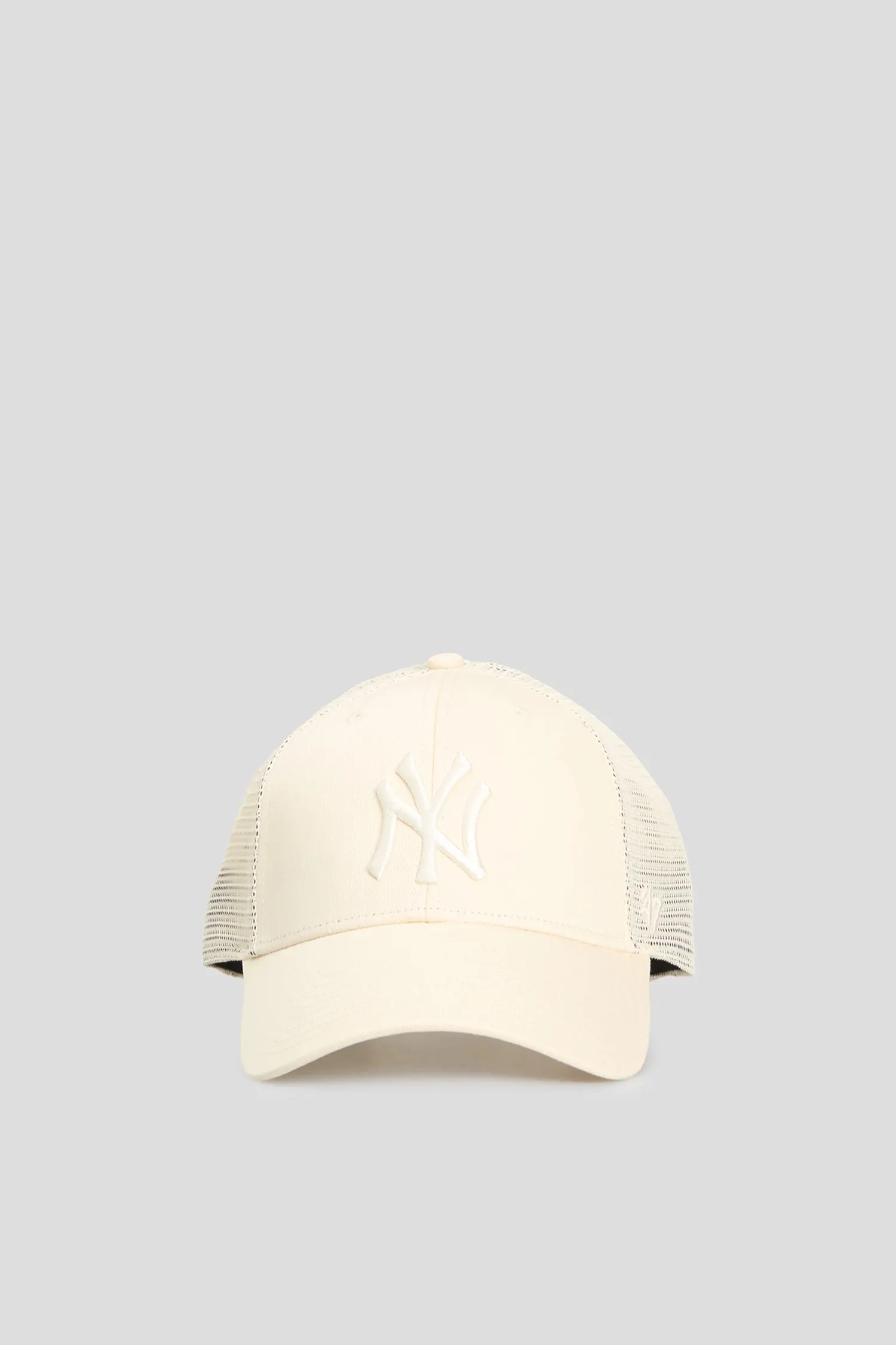 Біла кепка 1