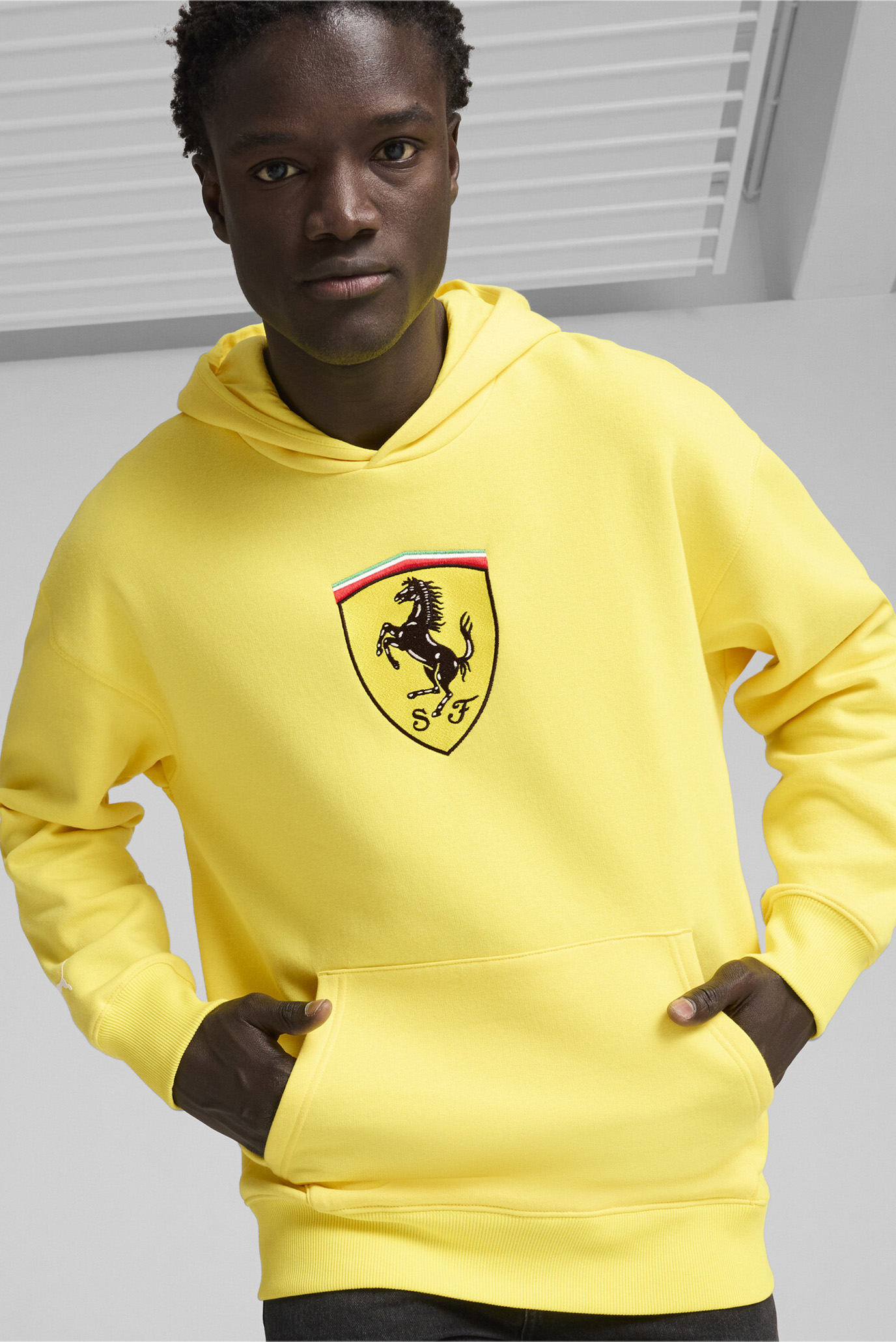 Мужское желтое худи Scuderia Ferrari Race Big Shield Hoodie Men 1