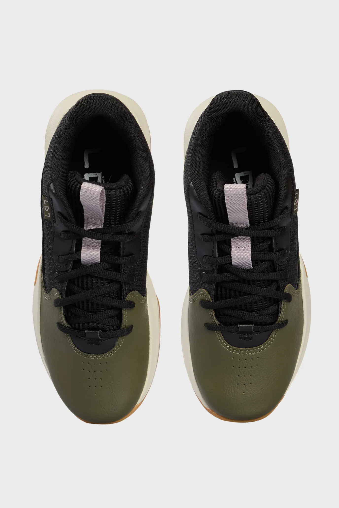 Оливковые кроссовки UA Lockdown 7 4