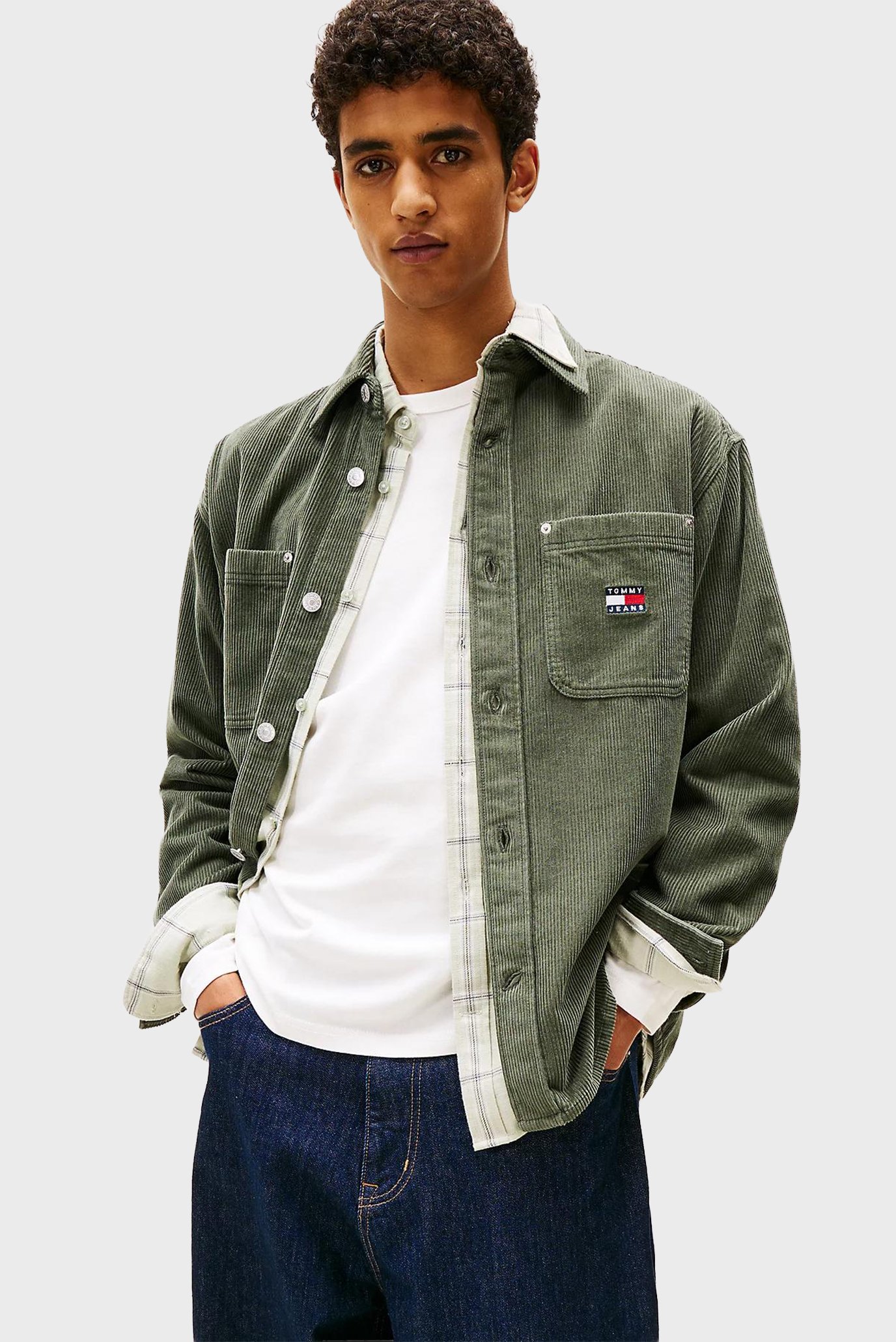 Мужская зеленая вельветовая рубашка WASHED CORD Зеленый XL Tommy Jeans DM0DM22016 Мужская зеленая вельветовая рубашка WASHED CORD Зеленый XL Tommy Jeans DM0DM22016