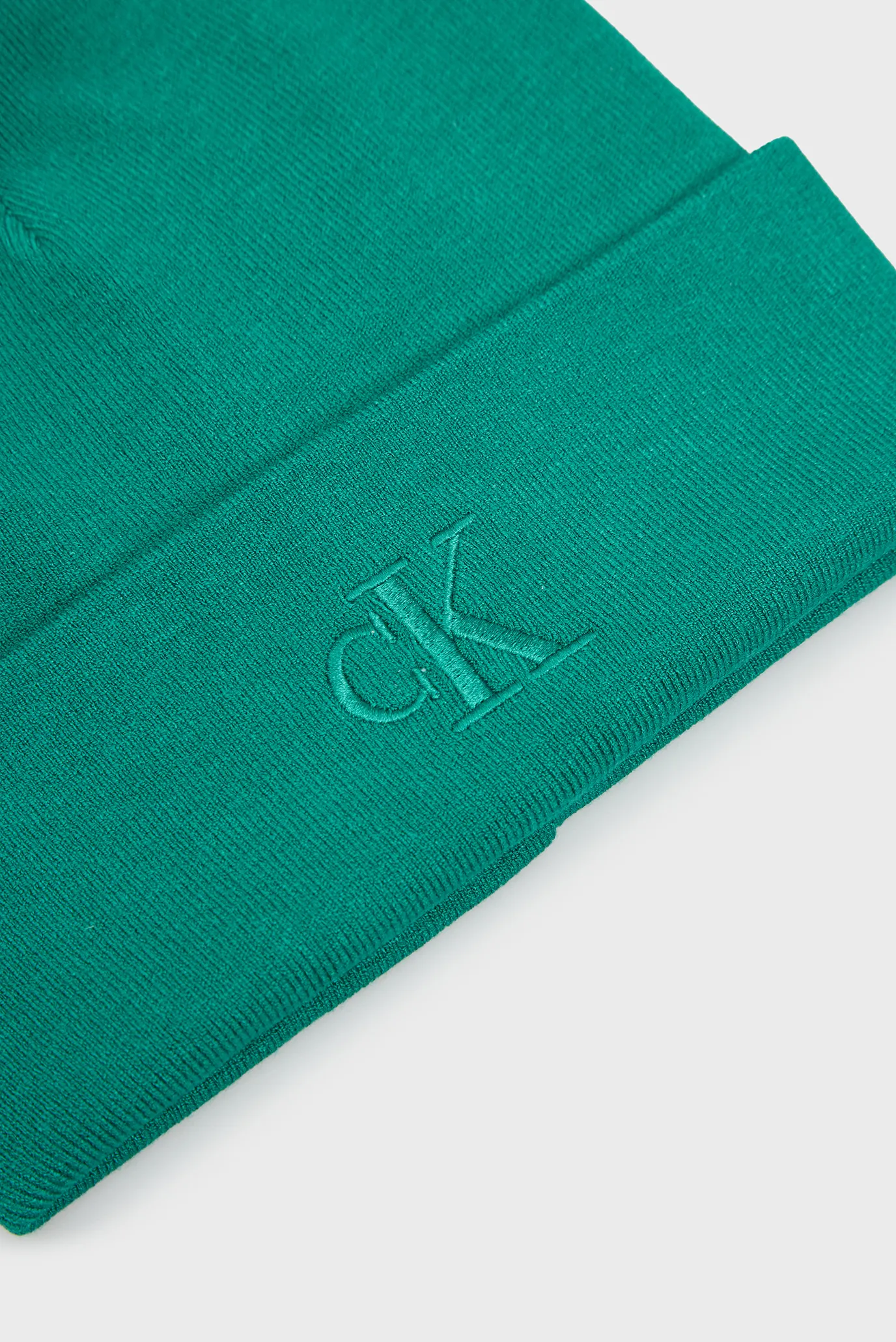 Мужская зеленая шапка FINE 3