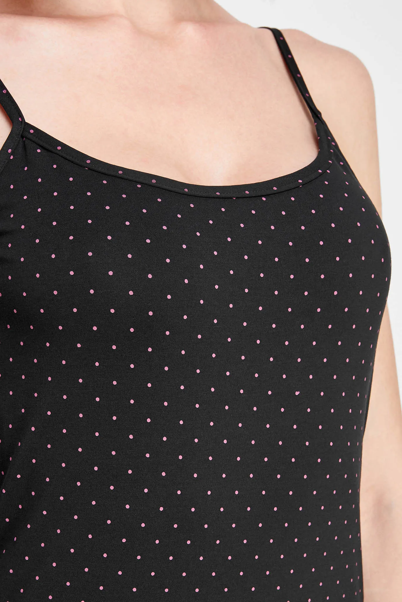 Жіноча чорна піжама у горошок (майка, шорти) 5